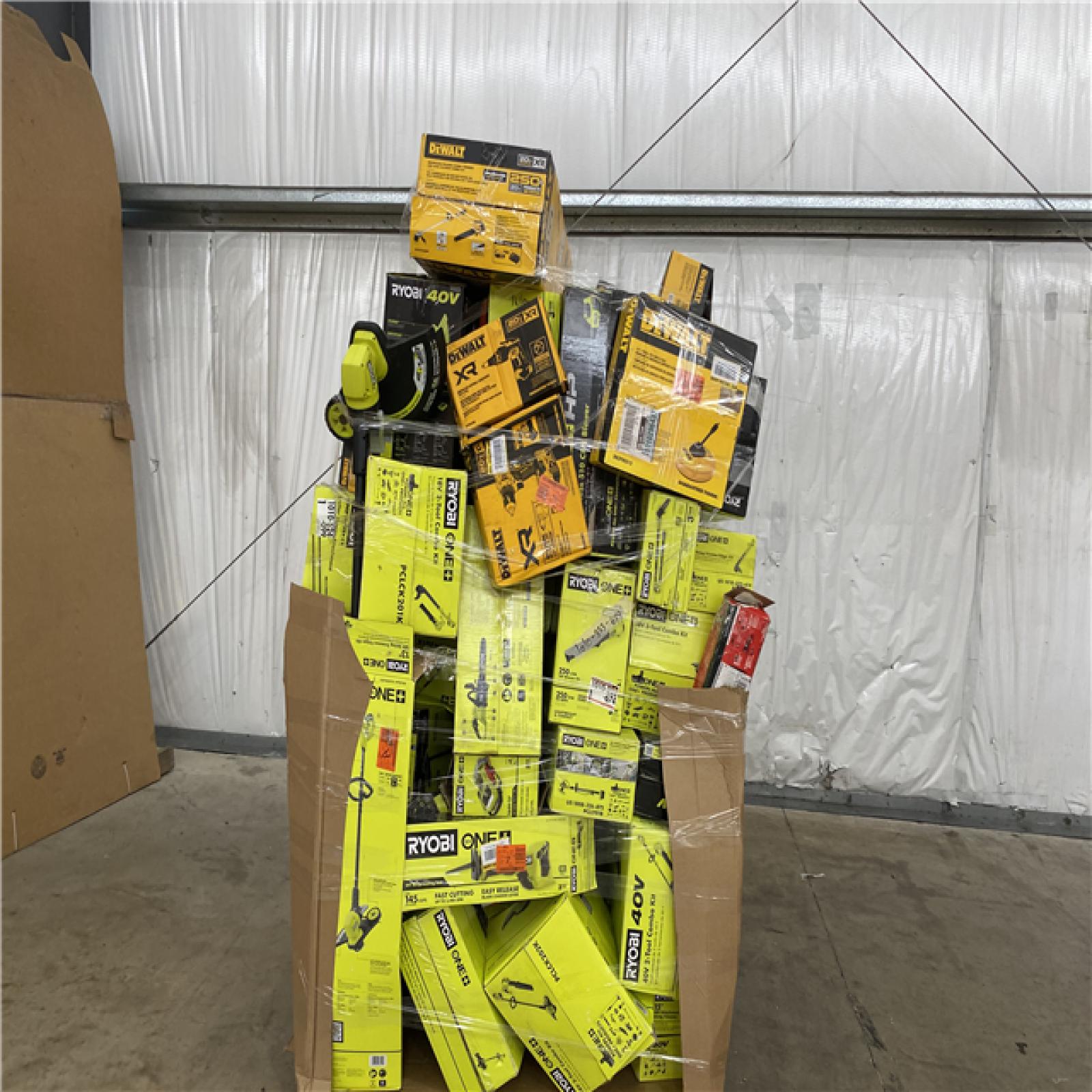 Houston Location AS IS - Tool Pallet