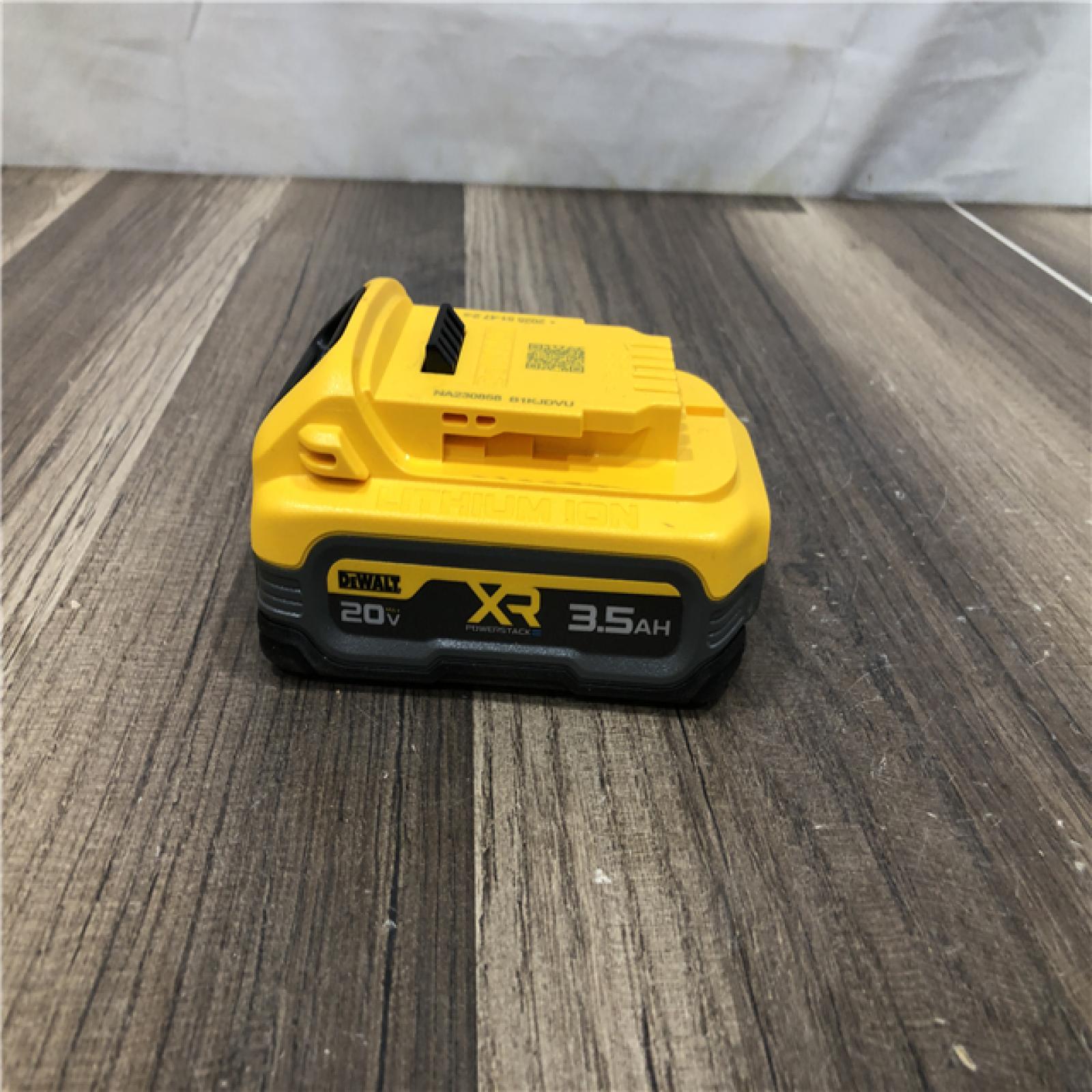 AS-IS DEWALT 20V MAX XR POWERSTACK Lithium-Ion Battery Starter Kit