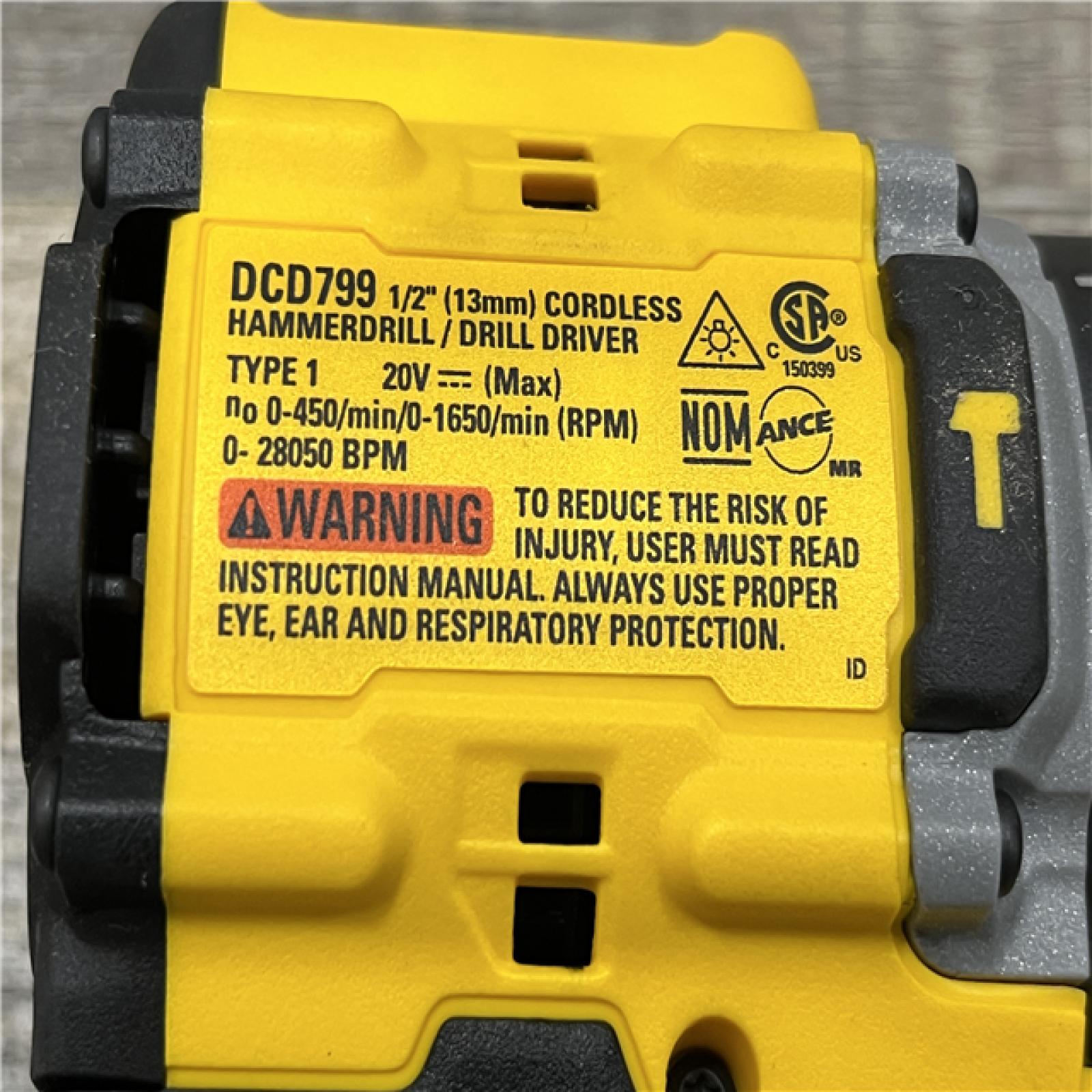 AS-IS DEWALT ATOMIC 20V Lithium-Ion Cordless 1/2 in. Hammer Drill Kit