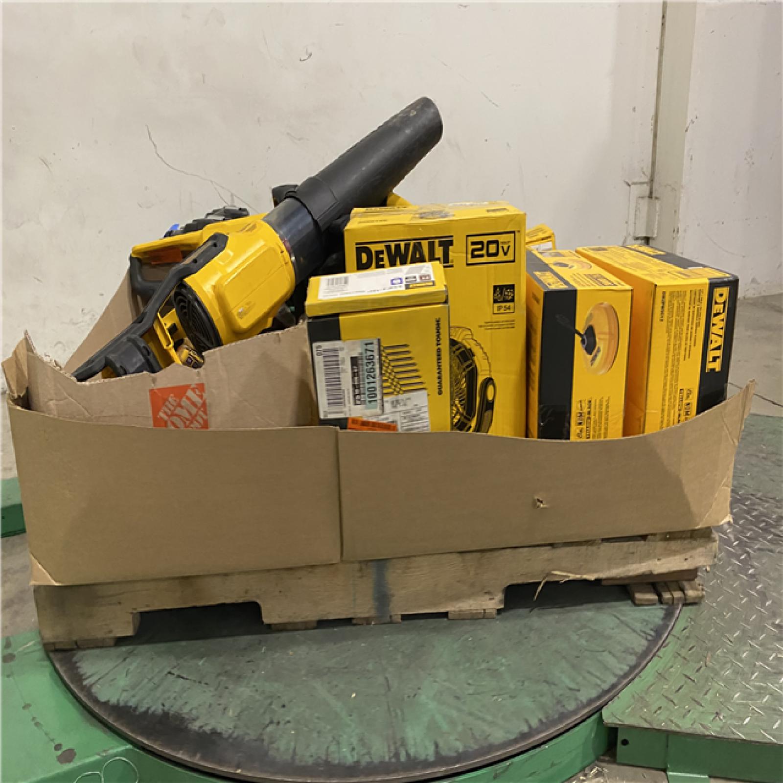 Dallas Location - As-Is DEWALT Tool Pallet