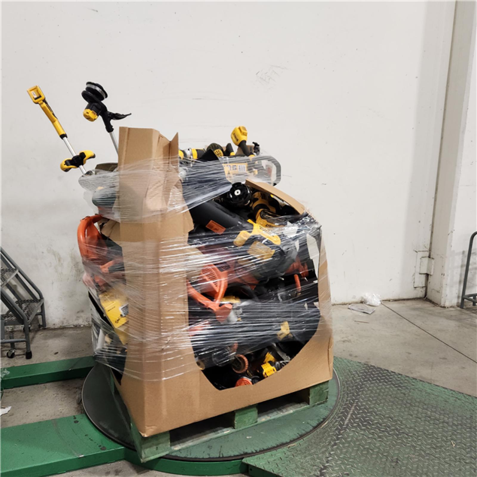 Dallas Location - As-Is DEWALT Tool Pallet