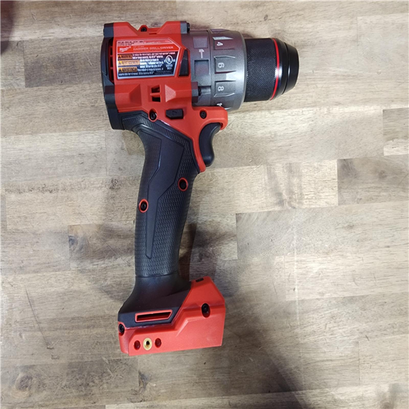 HOUSTON LOCATION - AS-IS (APPEARS LIKE NEW) Milwaukee 2904-22 Hammer Drill Driver Kit with Batteries  Charger & Tool Case  Red