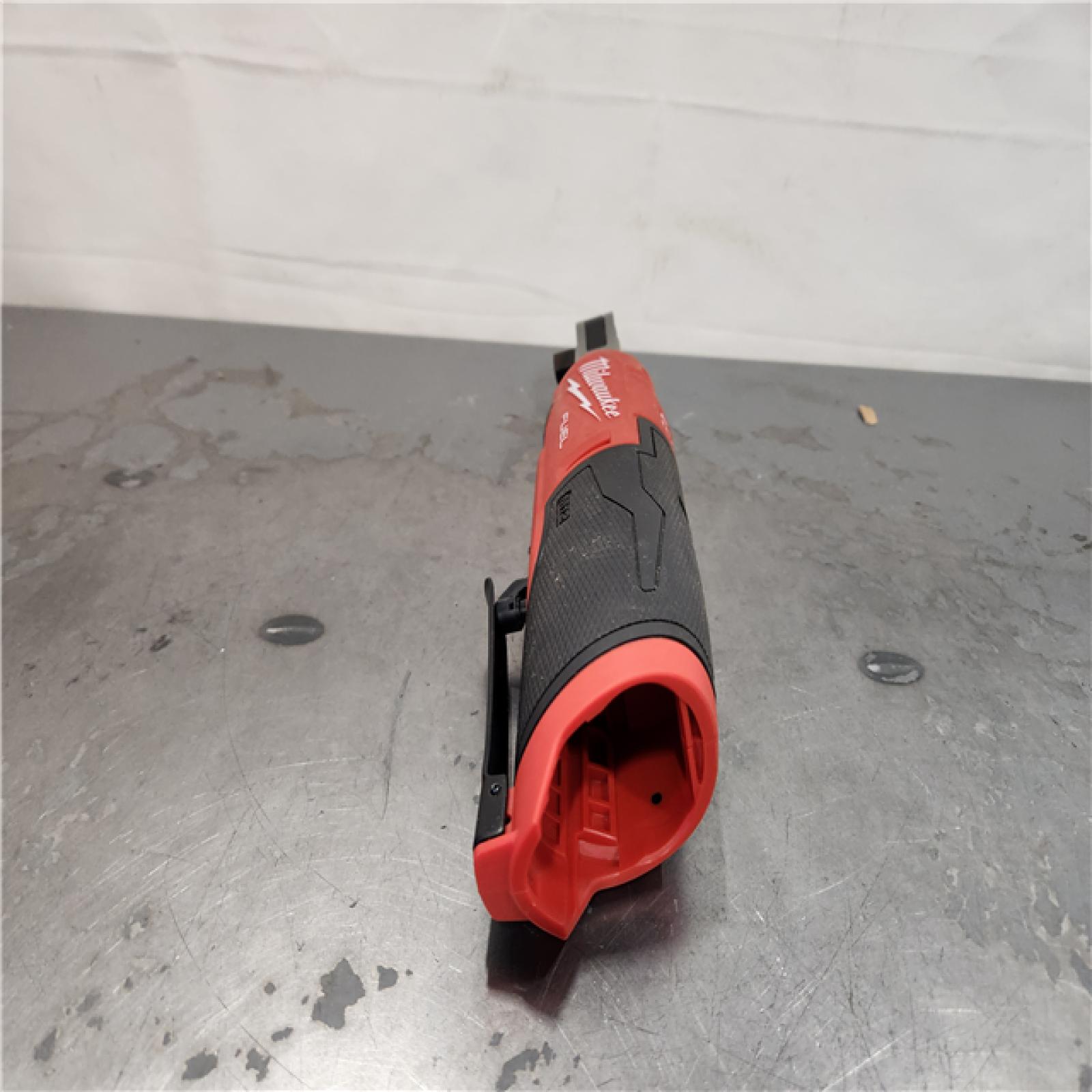 AS-IS- Milwaukee FUEL 12V Lithium-Ion Brushless Cordless High Speed 3/8 in. Ratchet Kit