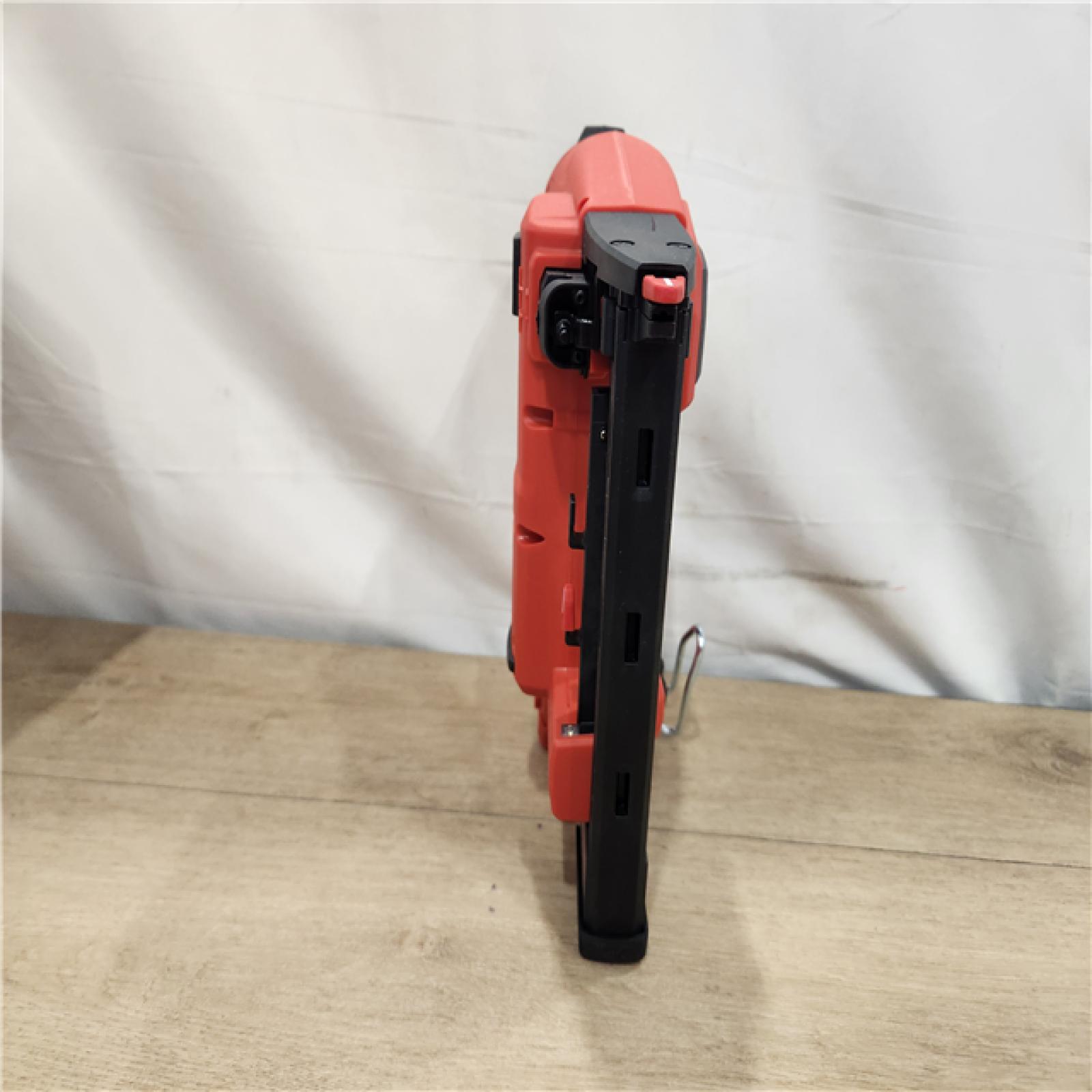 AS-IS- Milwaukee FUEL 18-Volt Lithium-Ion Brushless Cordless 18-Gauge 1/4 in. Narrow Crown Stapler (Tool-Only)