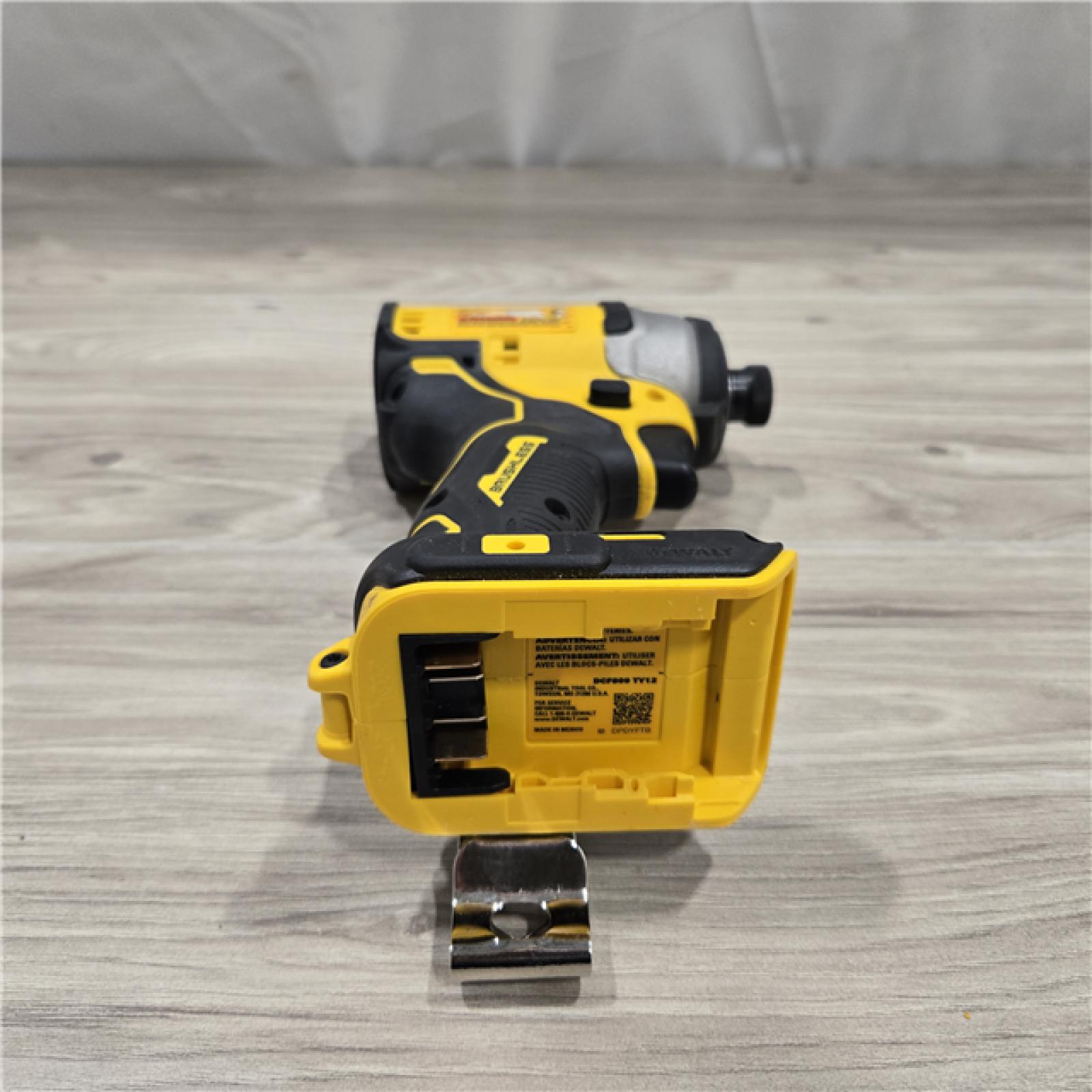AS-IS DeWALT ATOMIC 20V MAX Cordless Compact Impact Driver Kit