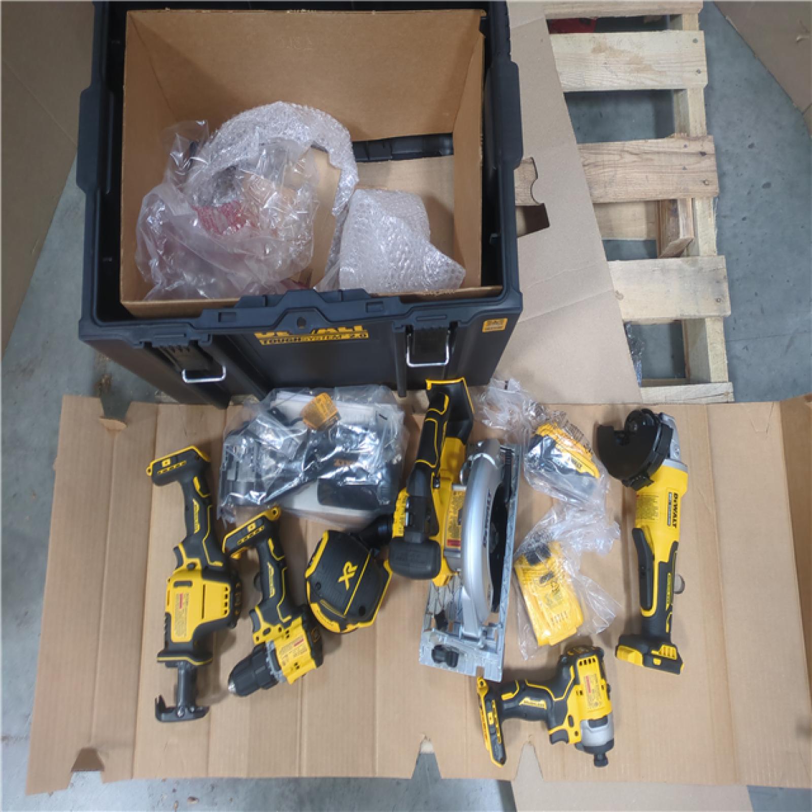 CALIFORNIA AS-IS DEWALT 20v 6 TOOL COMBO KIT