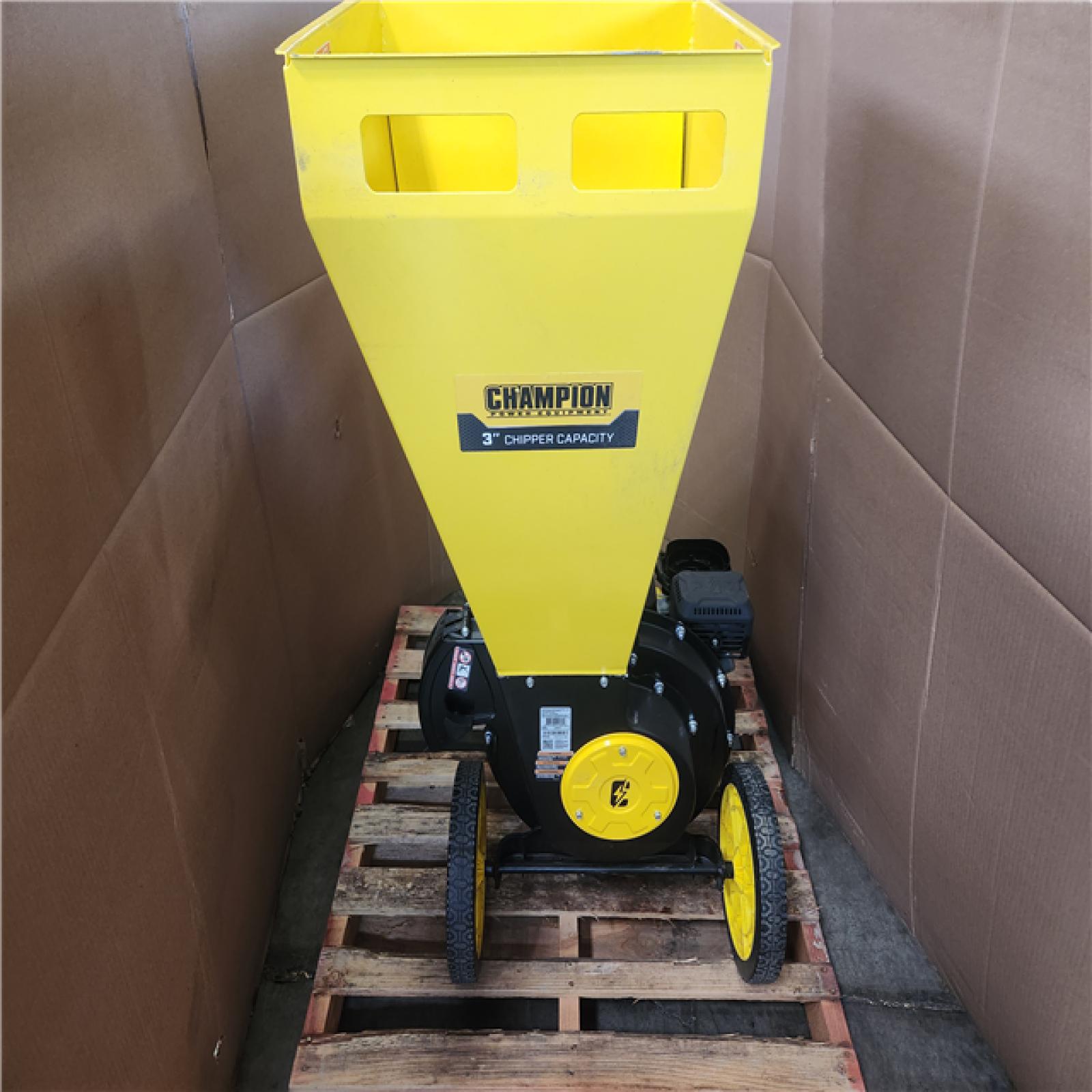 Phoenix Champion Power Equipment 3 in. Dia 224 cc 2-in-1 Upright Gas Powered Wood Chipper Shredder