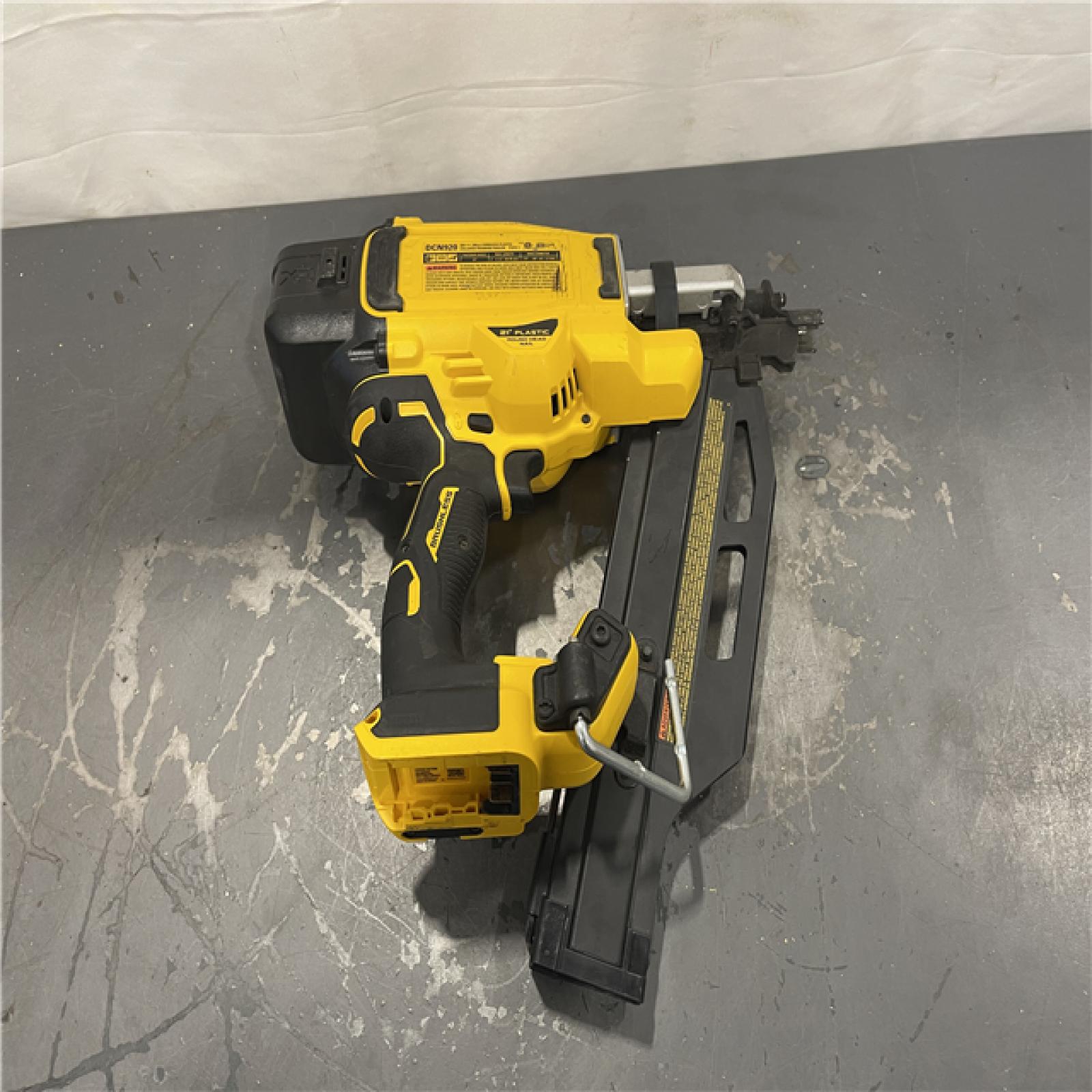 AS-IS- DEWALT 20-Volt 21° Cordless Framing Nailer (Tool-Only)