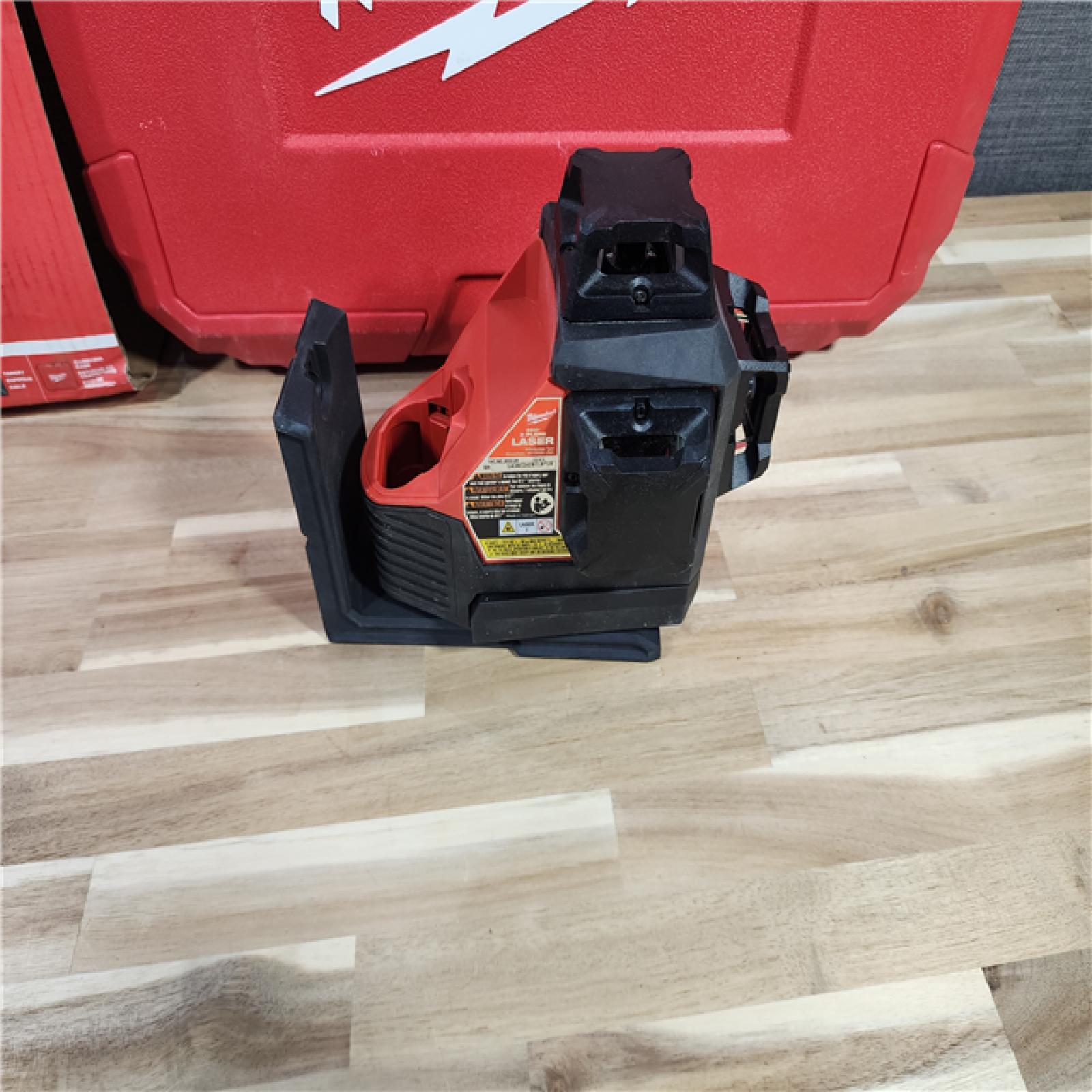 HOUSTON LOCATION - AS-IS Milwaukee-3632-21 M12 Green Beam Laser 360Â° 3-Plane Kit