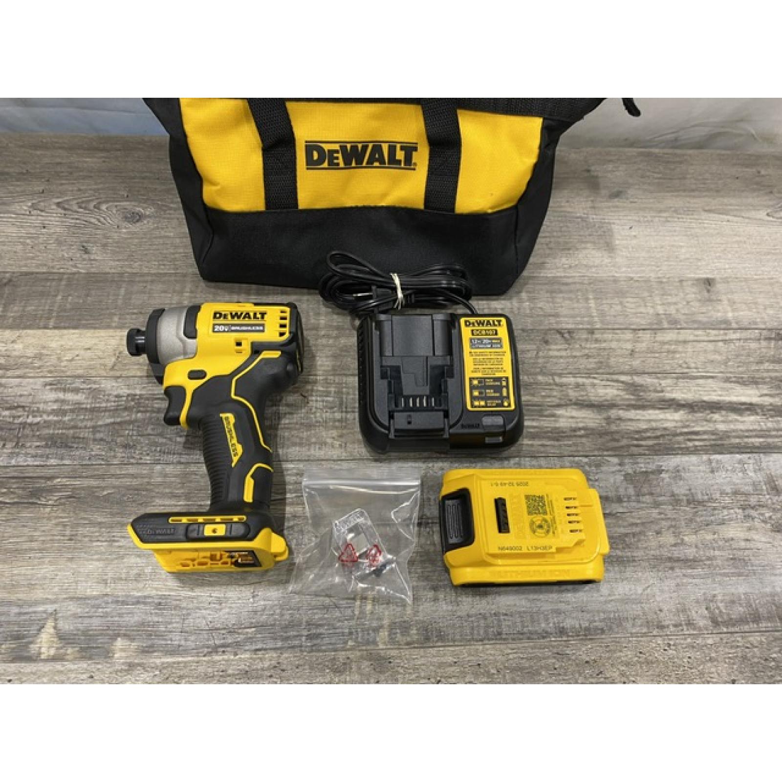 AS-IS DEWALT Atomic 20V Max Lithium-Ion Brushless Cordless Compact 1/4 in. Impact Driver Kit