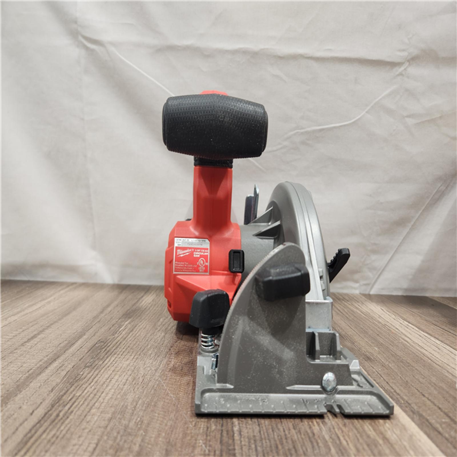 AS-IS- M12 MILWAUKEE CIRCULAR SAW (Tool-Only)