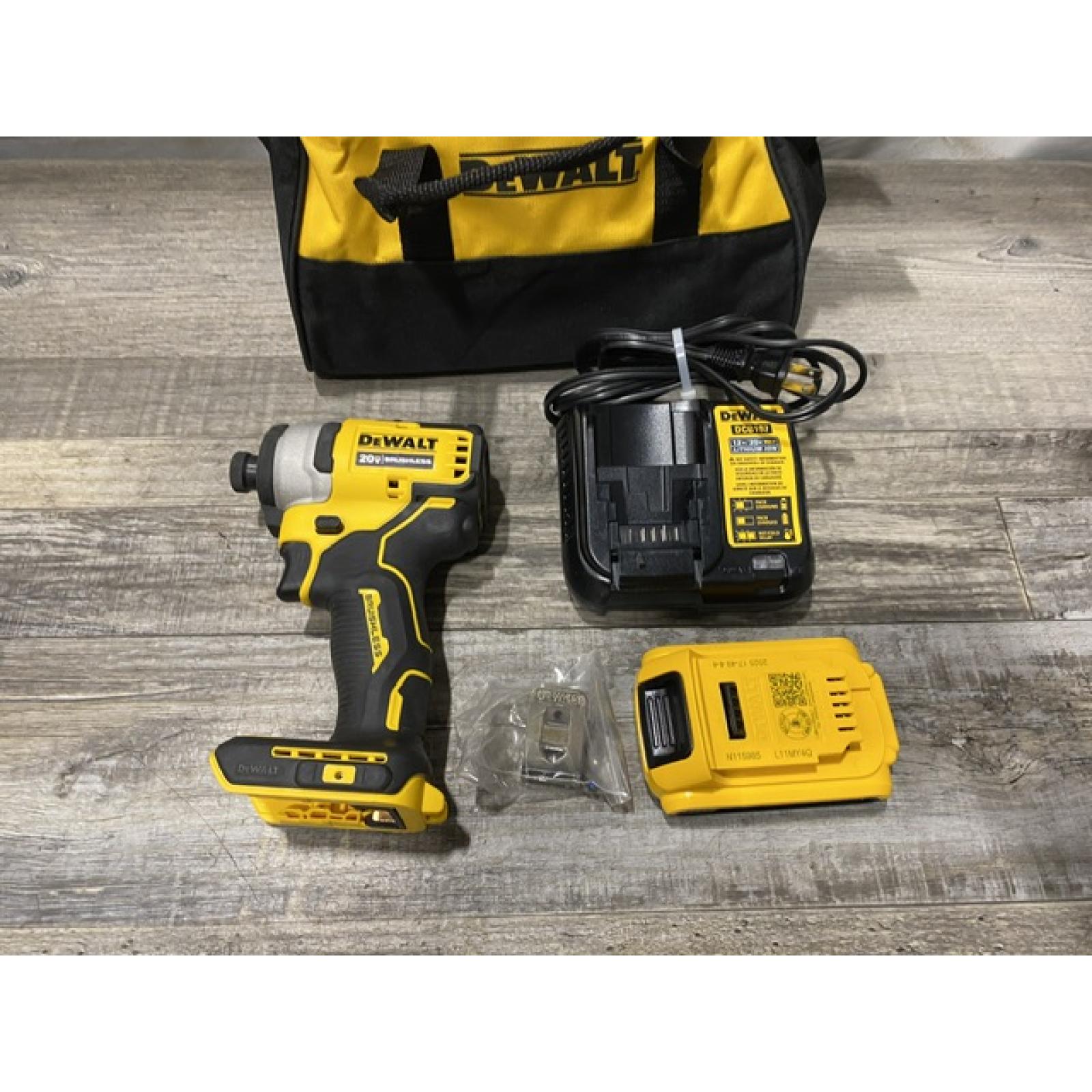 AS-IS DEWALT Atomic 20V Max Lithium-Ion Brushless Cordless Compact 1/4 in. Impact Driver Kit