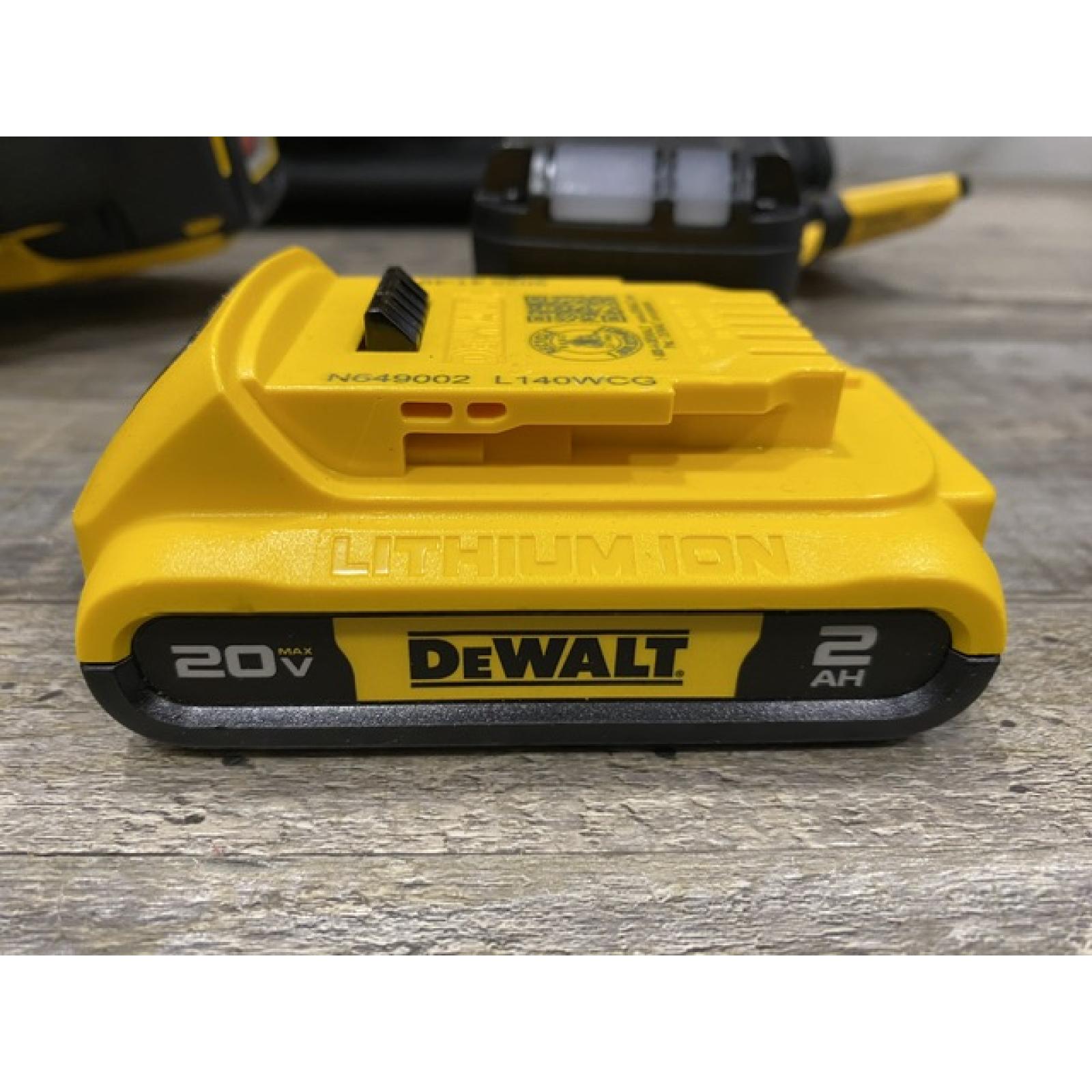 AS-IS DEWALT 20V MAX XR Lithium-Ion Cordless 18-Gauge Narrow Crown Stapler Kit