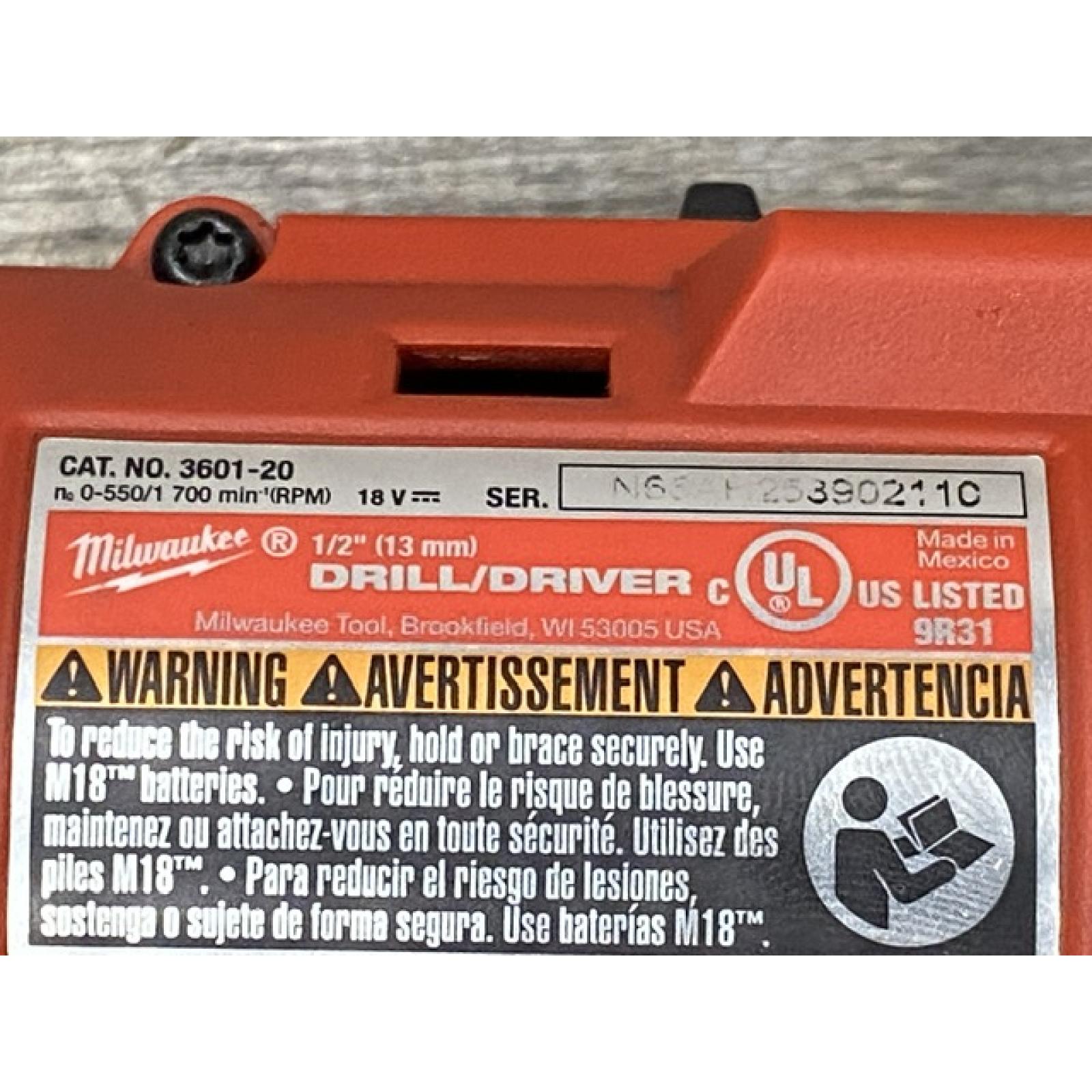 AS-IS Milwaukee 18V Lithium-Ion Brushless Cordless 1/2 in. Compact Drill/Driver Kit