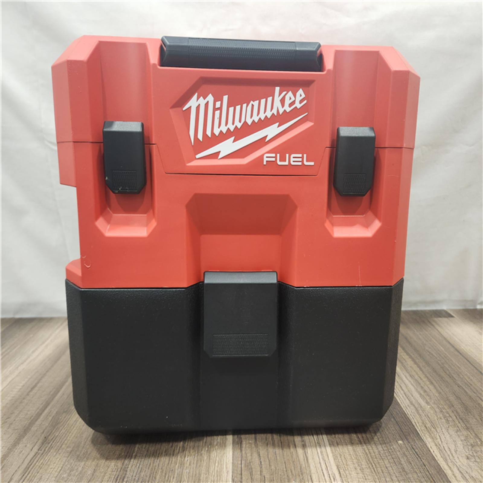 AS-IS- Milwaukee M12 Cordless Shop Vacuum - Tool Only