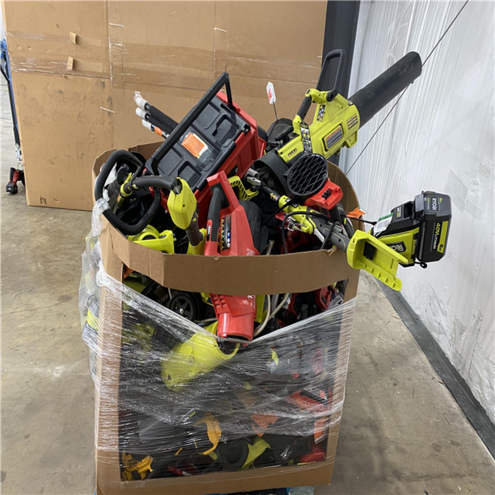 Houston Location AS IS - Tool Pallet