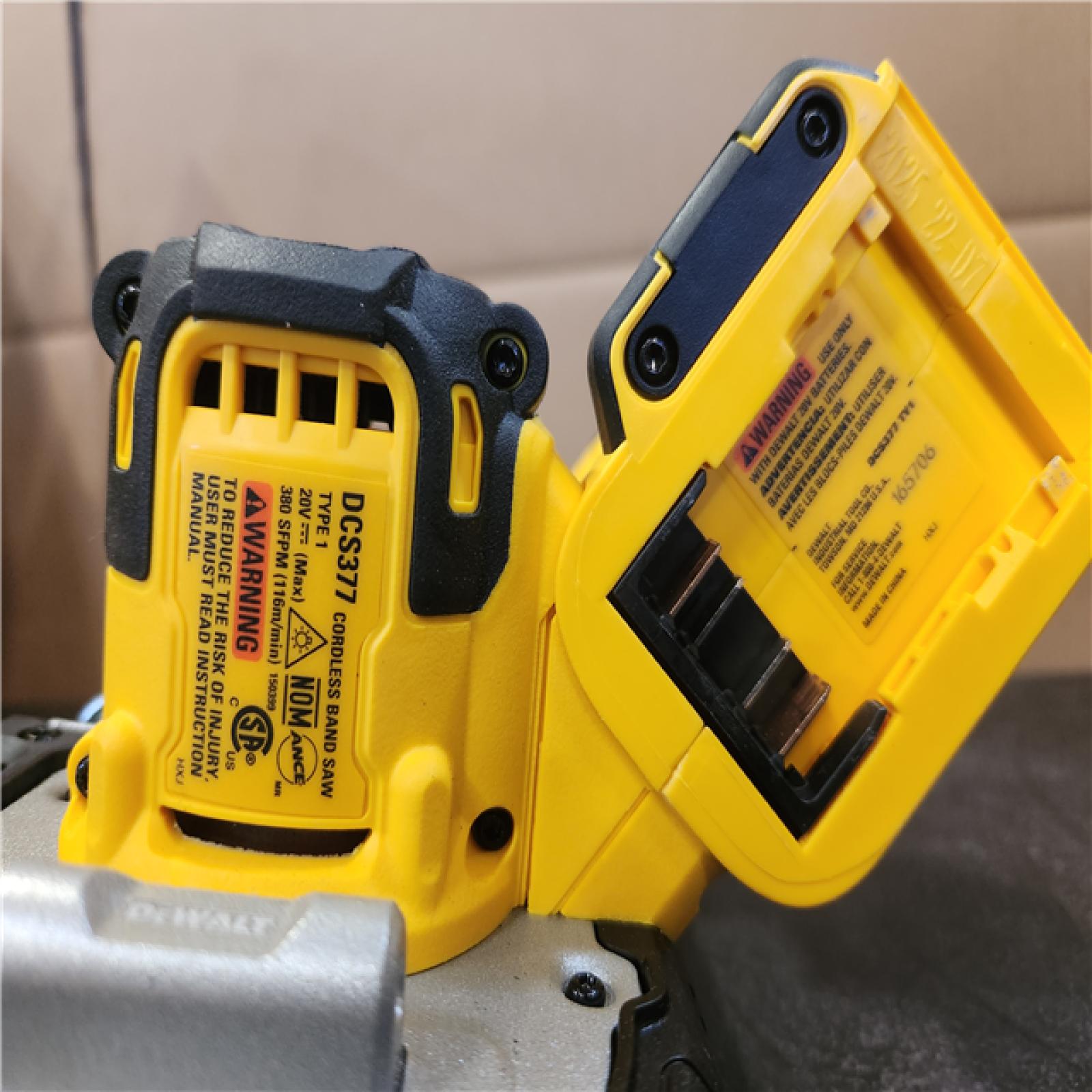 Phoenix DEWALT 20-Volt MAX 3-3/8 in. Cordless Brushless Bandsaw (Tool-Only)