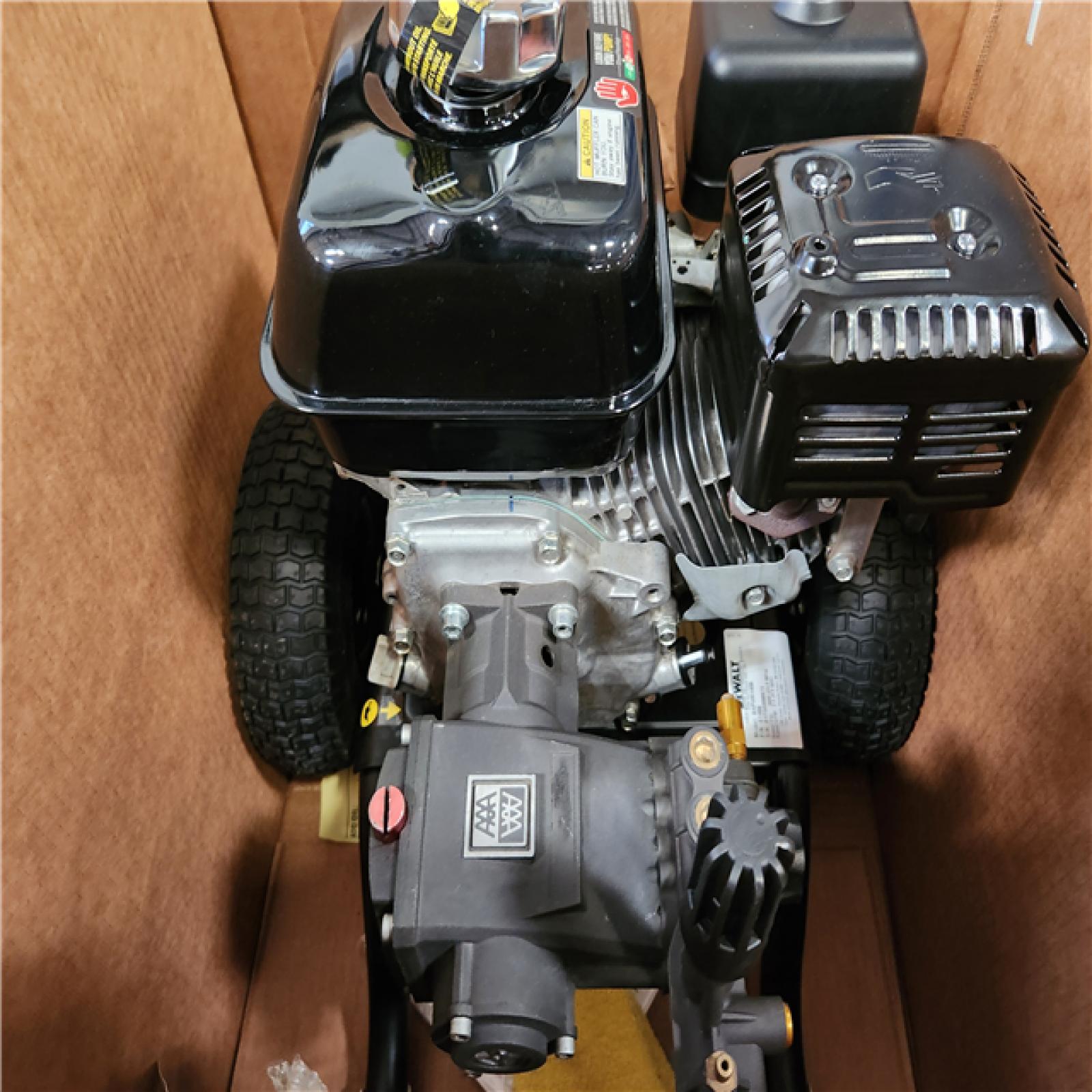 Phoenix NEW DEWALT 3600 PSI 2.5 GPM Cold Water Gas Professional Pressure Washer with HONDA GX200 Engine