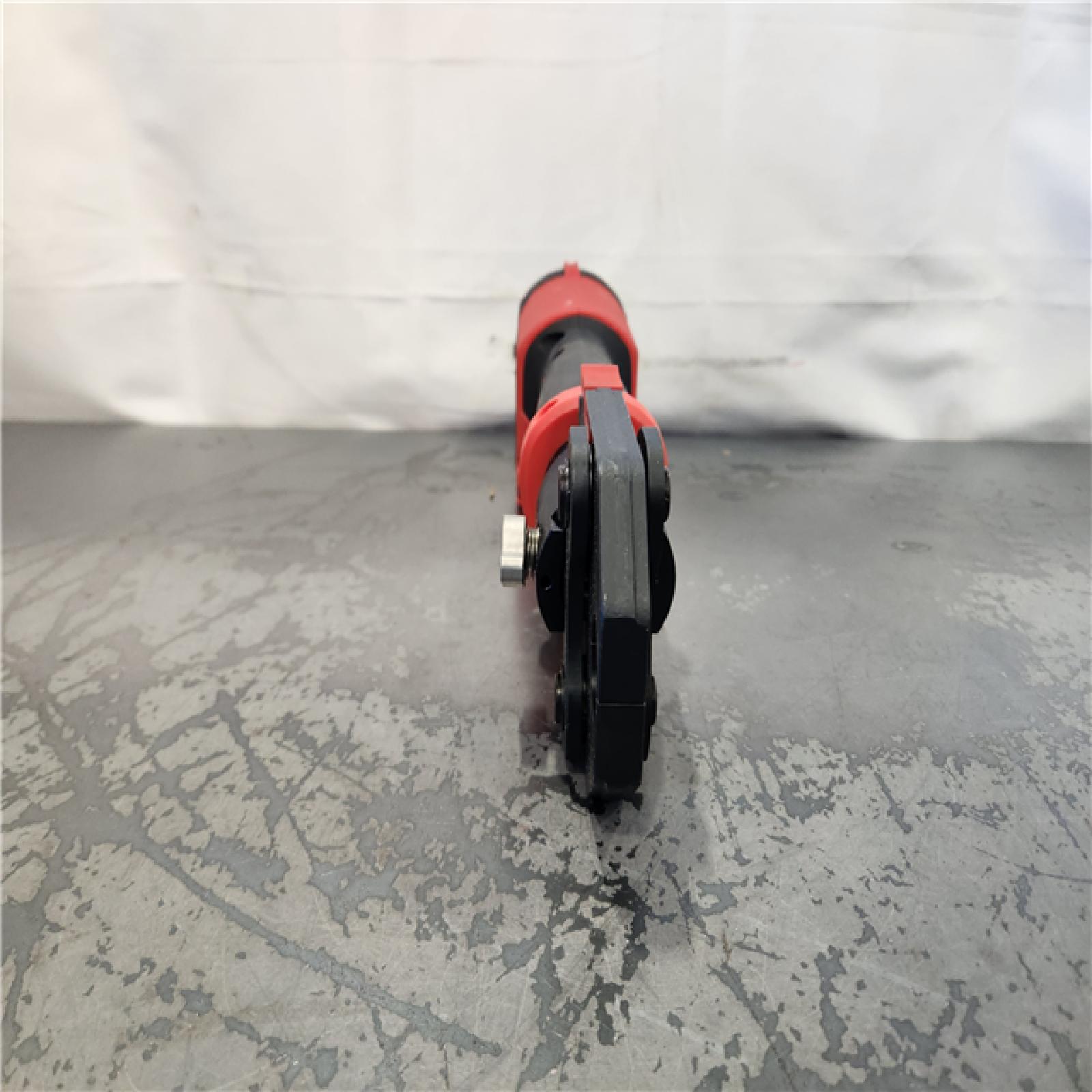 AS-IS- Milwaukee M18 18V Lithium-Ion Cordless Short Throw Press Tool Kit