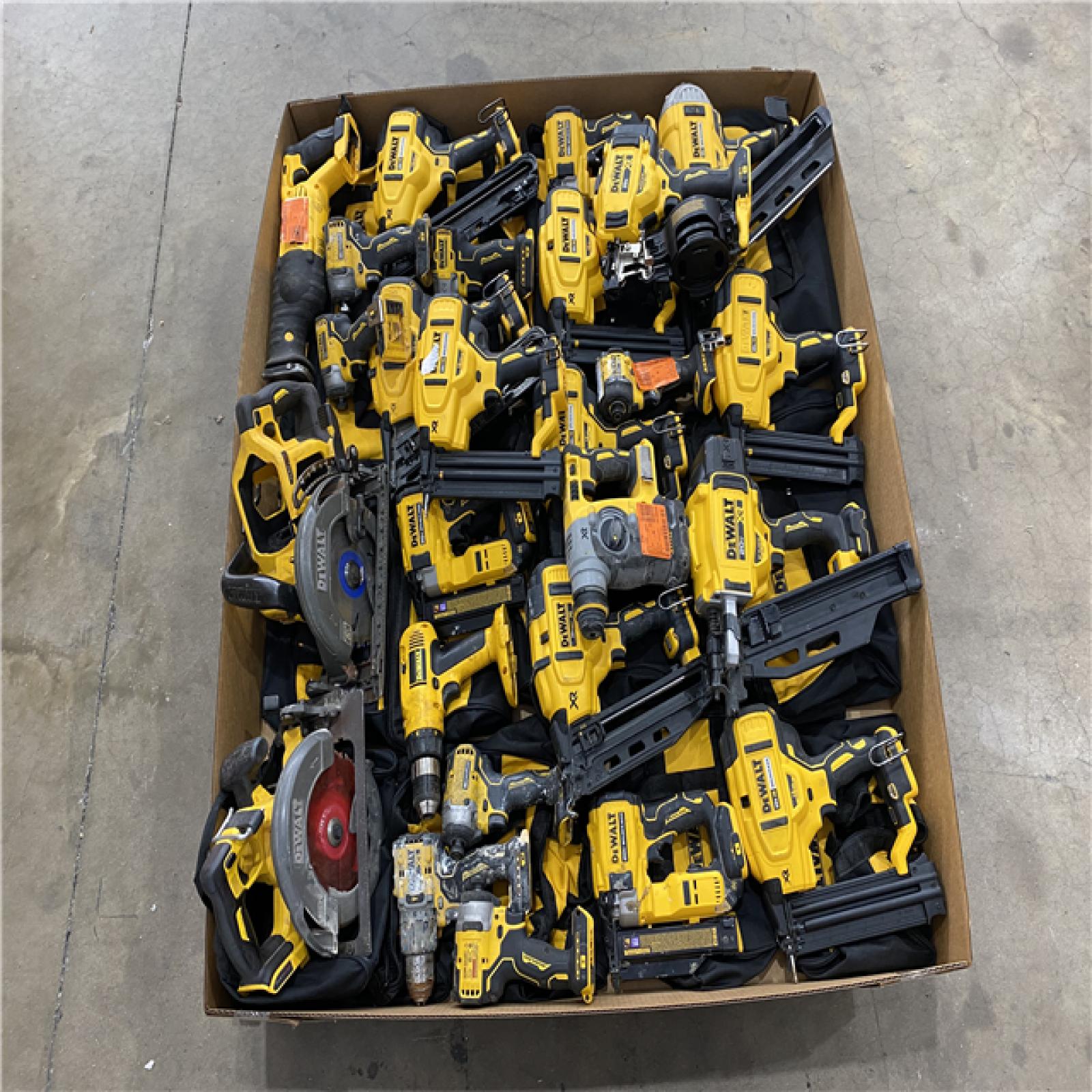 Houston Location AS IS - Tool Pallet