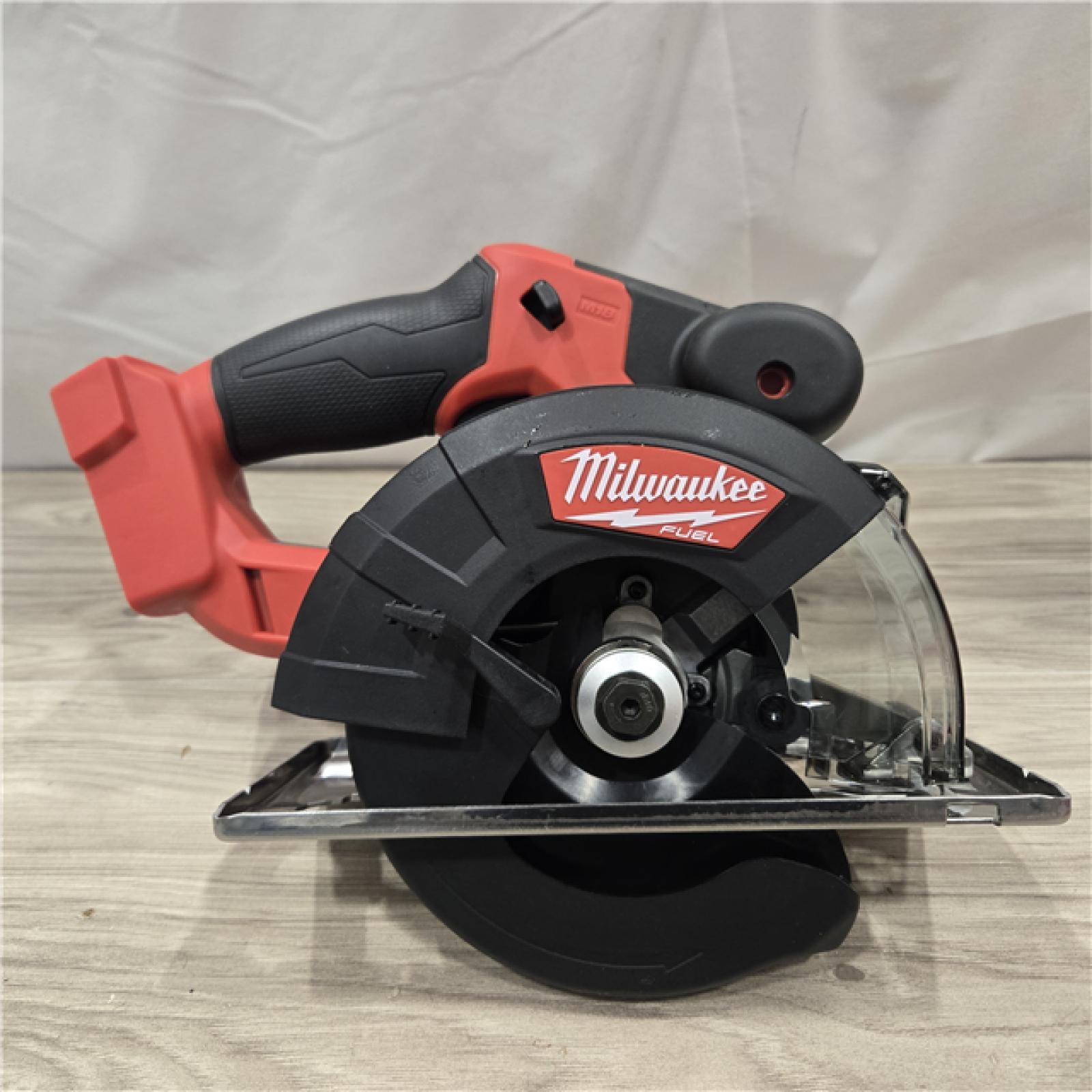 AS-IS Milwaukee 2782-20 M18 FUEL 18V 5-3/8 Cordless Metal Saw
