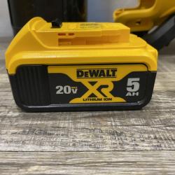 AS-IS DEWALT 20V MAX* XR Brushless Cordless Handheld Blower Kit