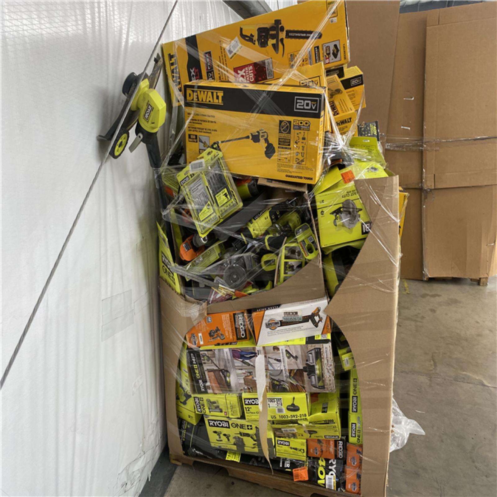 Houston Location AS IS - Tool Pallet