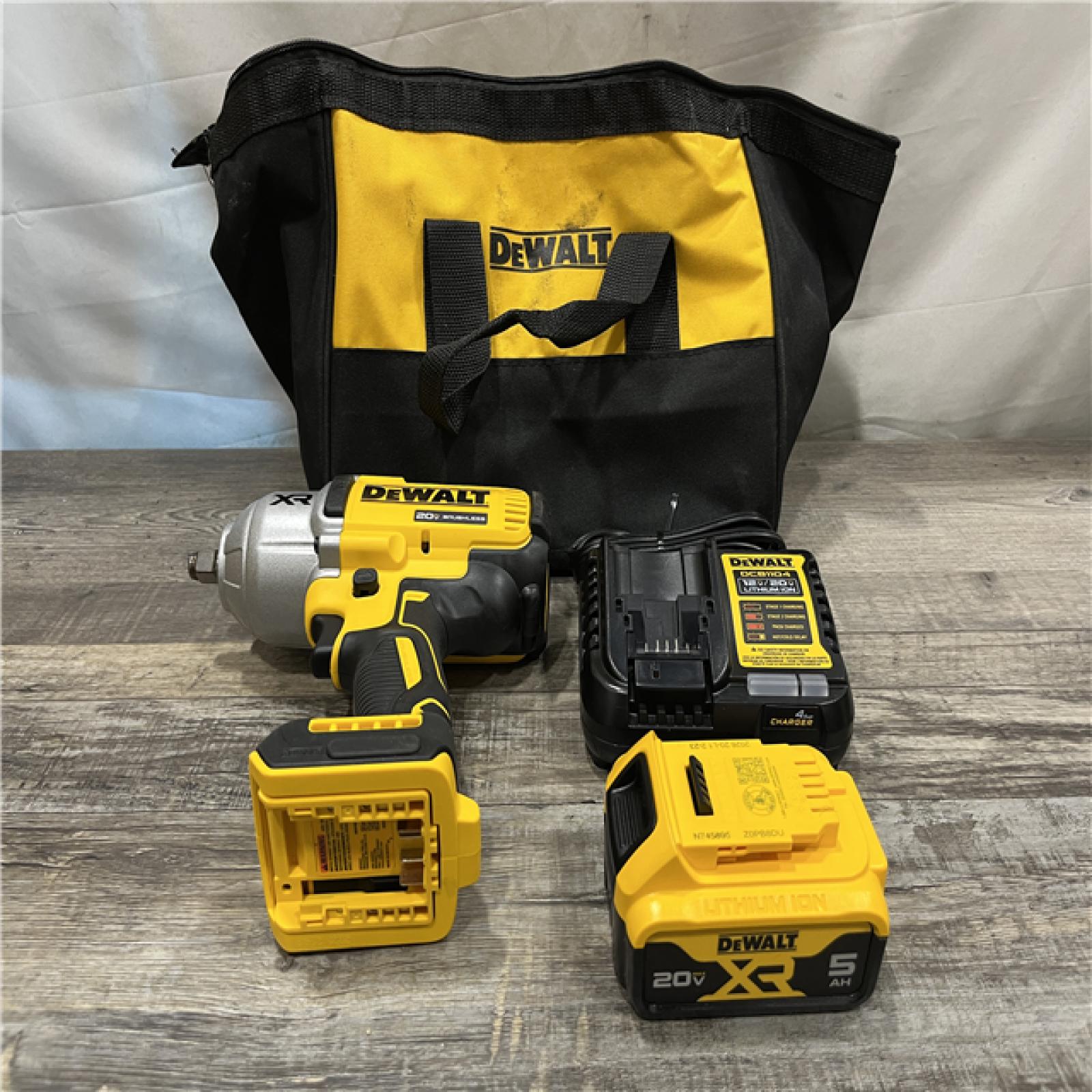 AS-IS DEWALT 20V MAX Lithium-Ion Cordless 1/2 in. Impact Wrench Kit