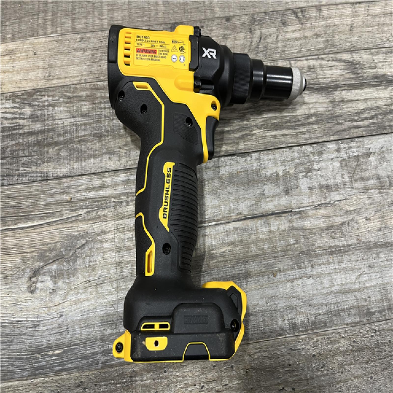 AS-IS DEWALT 20-Volt MAX Cordless 3/16 in. Rivet Tool (Tool-Only)