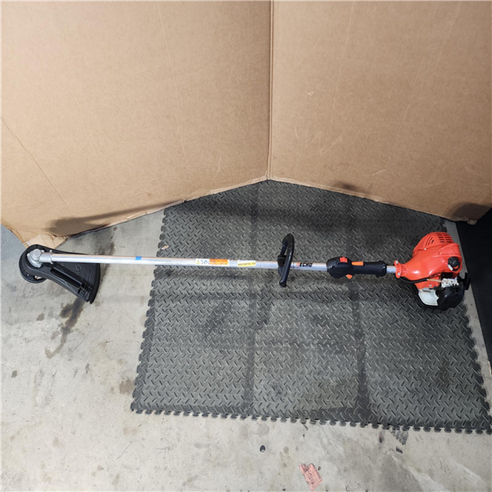 HOUSTON LOCATION - AS-IS Echo 16 Inch 21.2 CC Engine Straight Shaft String Trimmer - SRM-2120