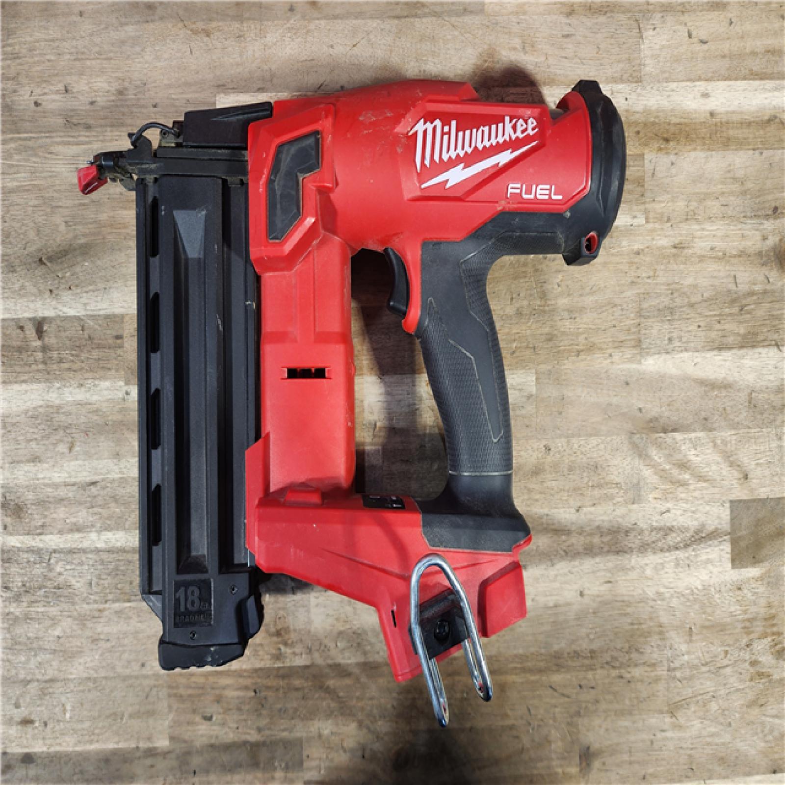 HOUSTON LOCATION - AS-IS Milwaukee M18 Fuel 18V Brushless 18-Gauge Brad Nailer 2746-20 (Bare Tool)