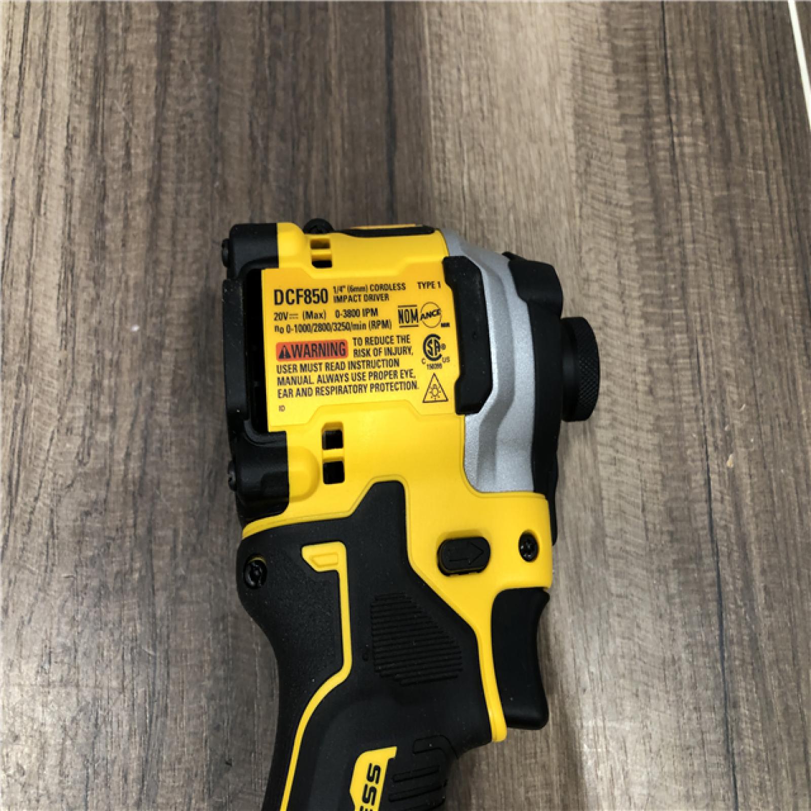 AS-IS DEWALT ATOMIC 20V MAX Cordless Brushless Compact 1/4 in. Impact Driver (Tool Only)