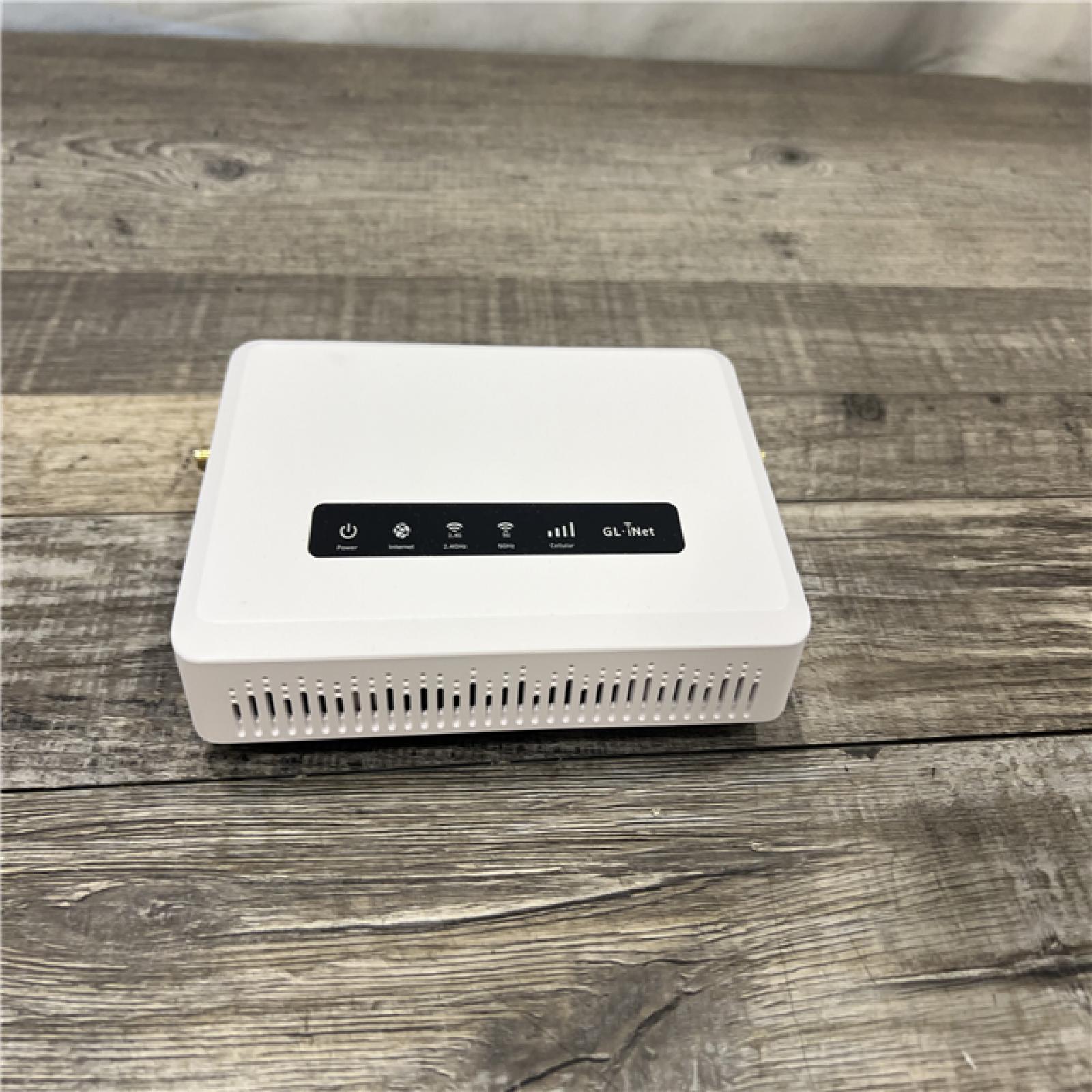 AS-IS GL.iNet GL-X3000 (Spitz AX) 5G NR AX3000 Cellular Gateway Router  Wi-Fi 6  Multi-WAN  & Detachable Antennas  Dual-SIM  OpenVPN & WireGuard  OpenWrt  M