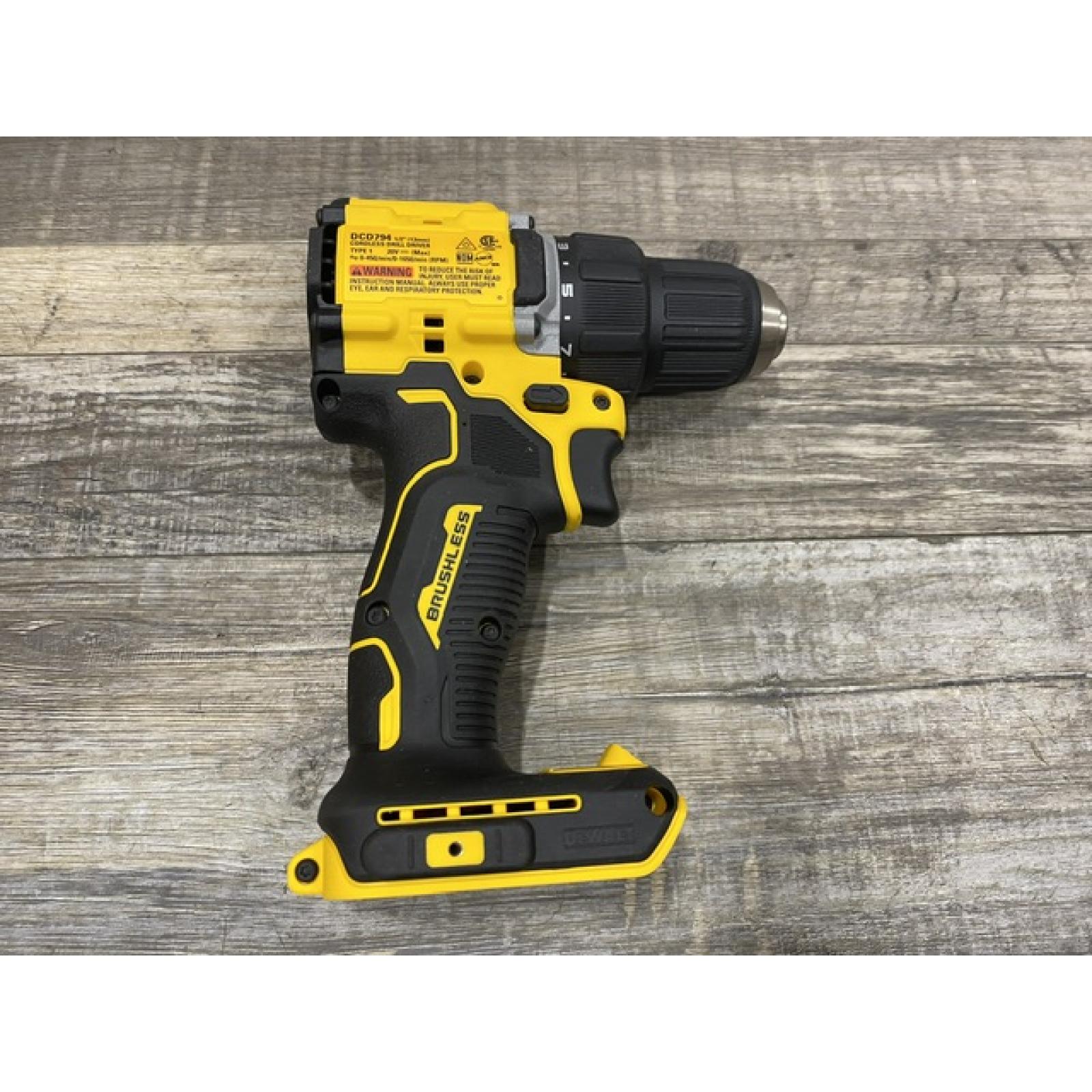 AS-IS DEWALT Atomic 20V Lithium-Ion Cordless Compact 1/2 in. Drill/Driver Kit