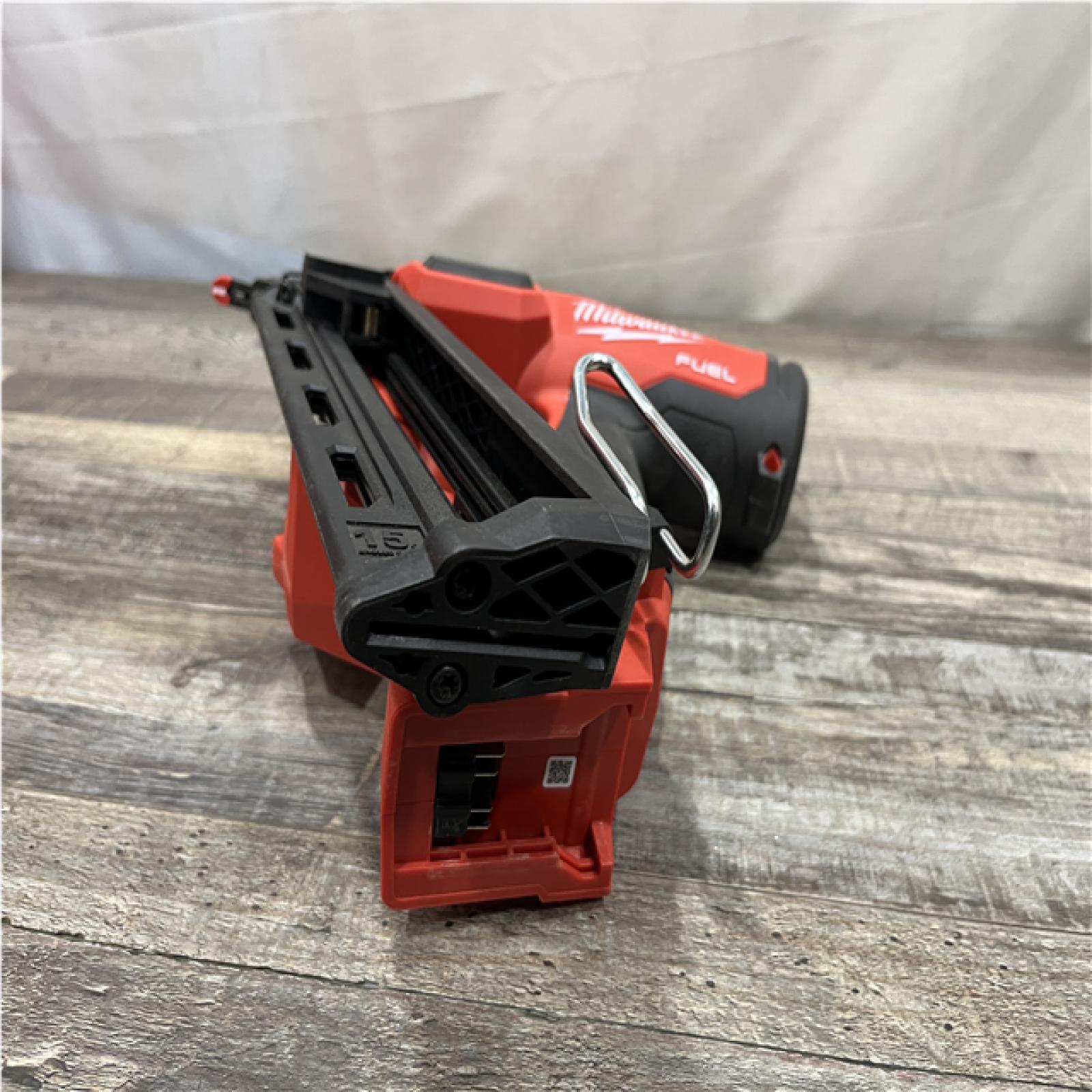 AS-IS Milwaukee FUEL 18V Lithium-Ion Brushless Cordless Gen II 15-Gauge Angled Nailer (Tool-Only)