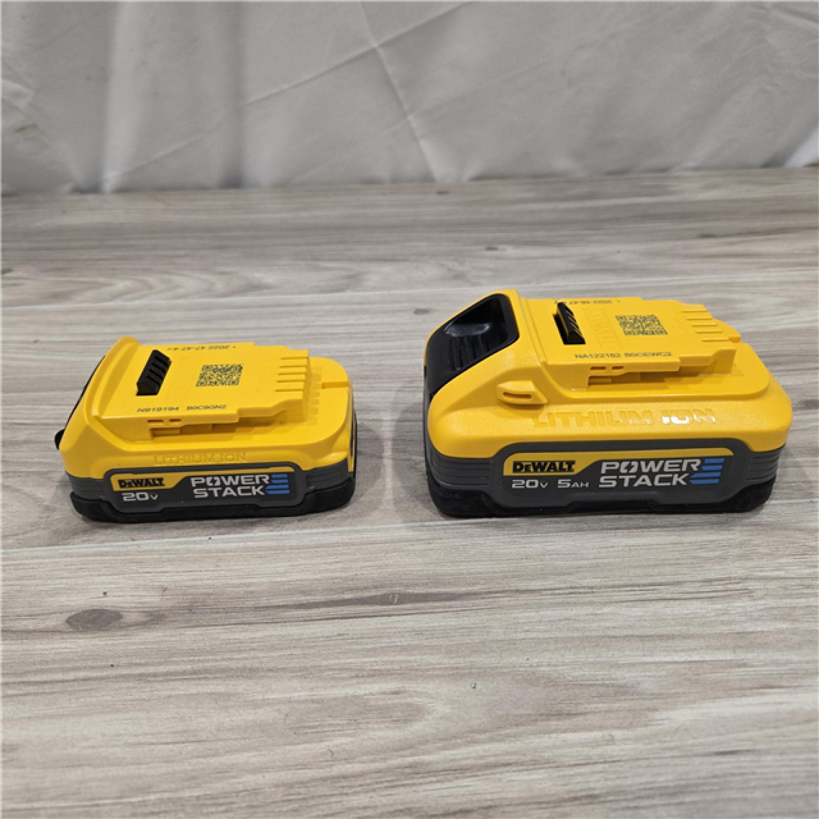 AS-IS Dewalt 20V MAX POWERSTACK Lithium-Ion Batteries and Charger Starter Kit (1.7 Ah/5 Ah) - DCBP315-2C
