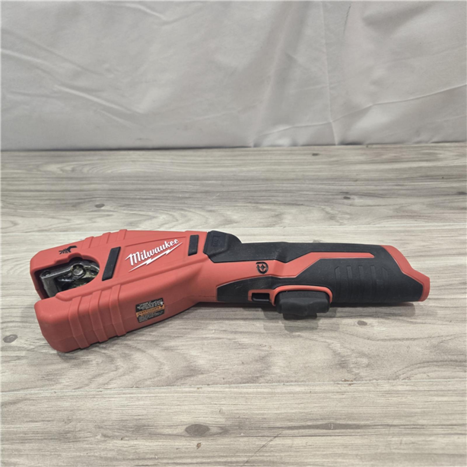 AS-IS Milwaukee M12 12V Cordless Copper Tubing Cutter (Tool-Only)