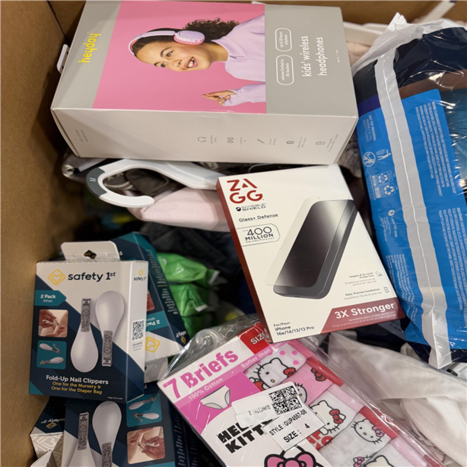 DALLAS LOCATION- NEW!- BULLSEYE MIXED PALLET (APPROX. 200 UNITS)