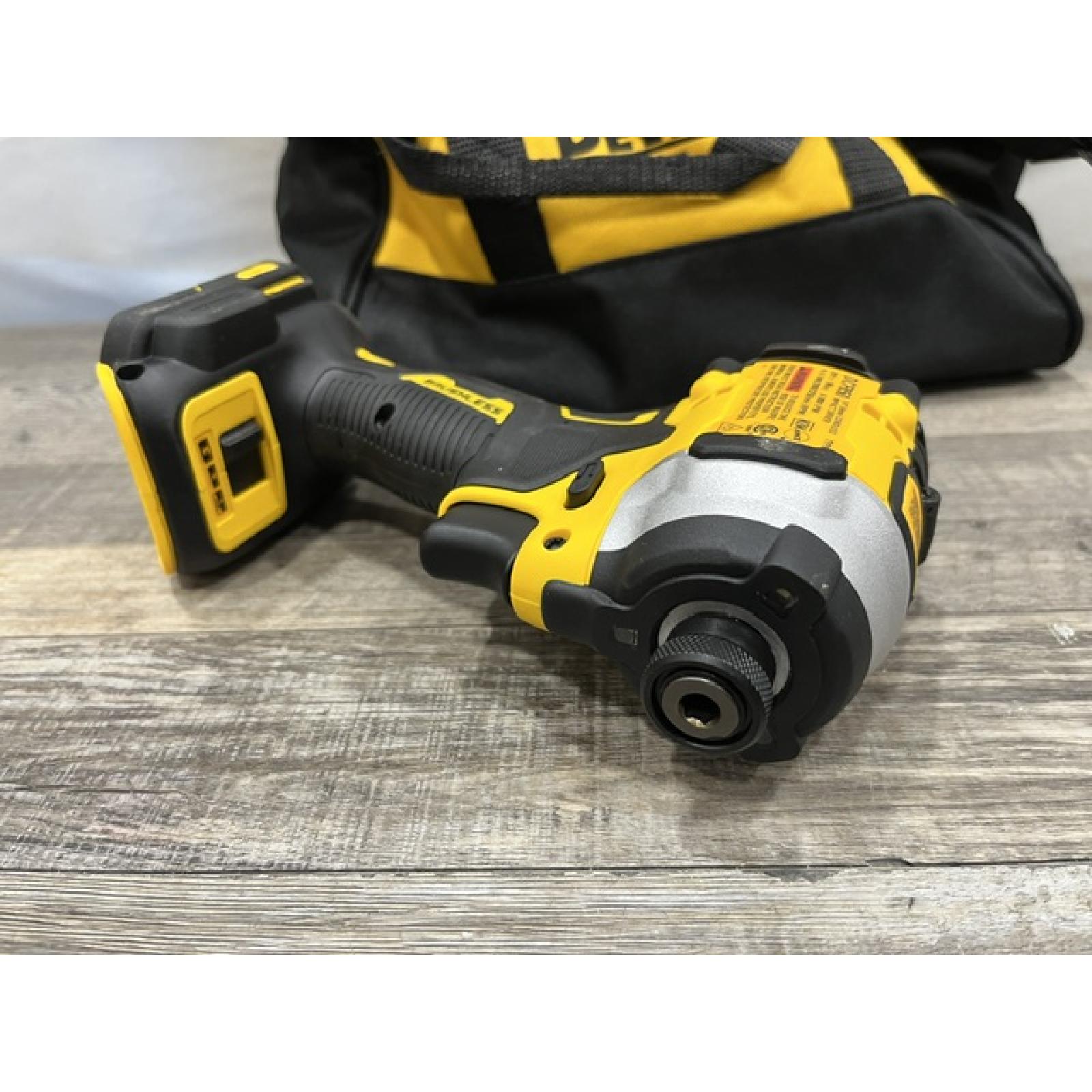 AS-IS DEWALT ATOMIC 20V MAX Lithium-Ion Cordless 1/4 in. Brushless Impact Driver Kit