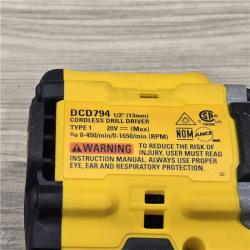 AS-IS DEWALT ATOMIC COMPACT SERIES 20V MAX* Cordless 1/2 Drill/Driver Kit