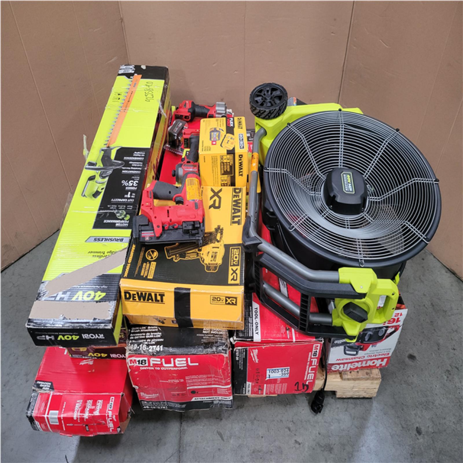CALIFORNIA AS-IS TOOL PALLET