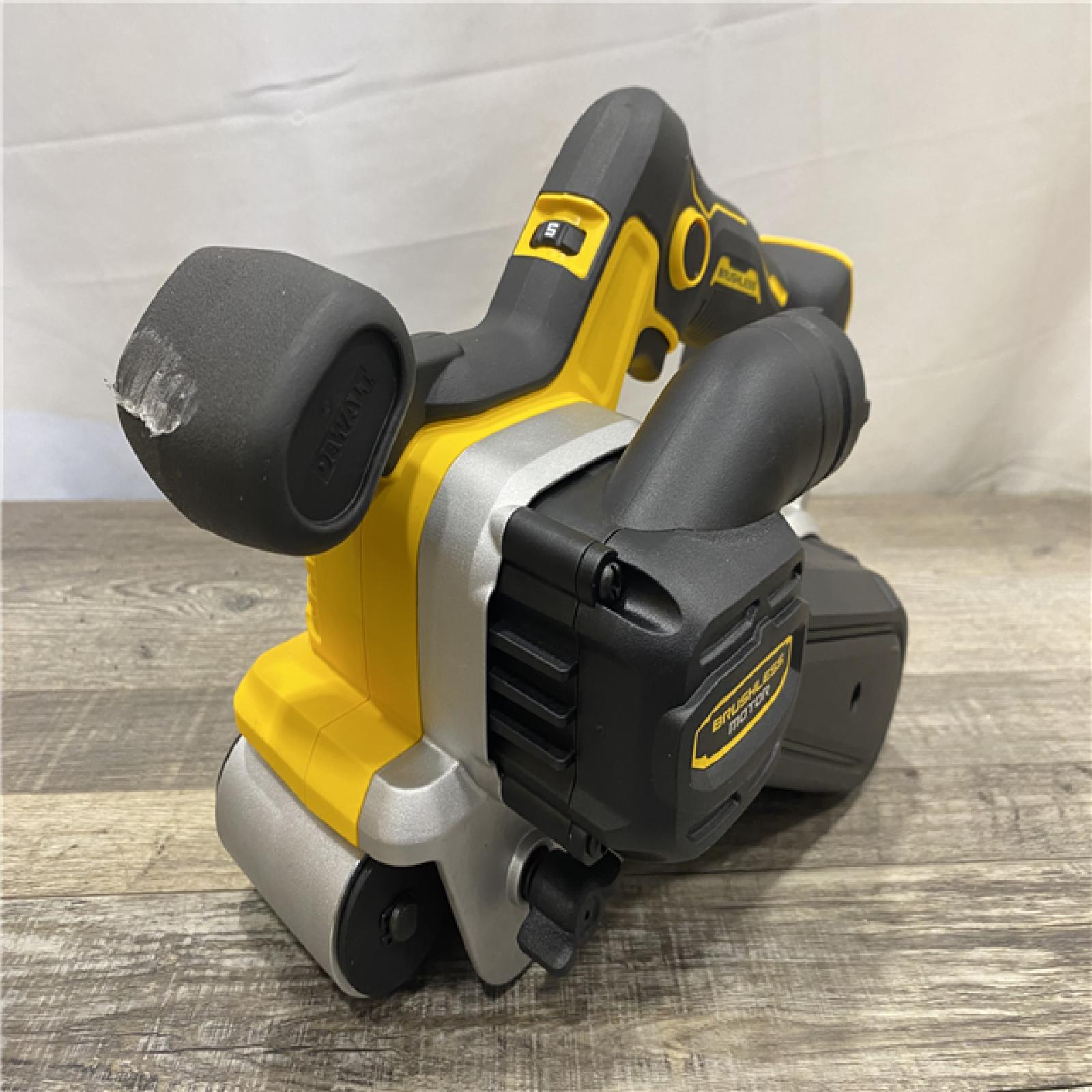 AS-IS DEWALT 20V MAX* XR Brushless Cordless Belt Sander (Tool-Only)