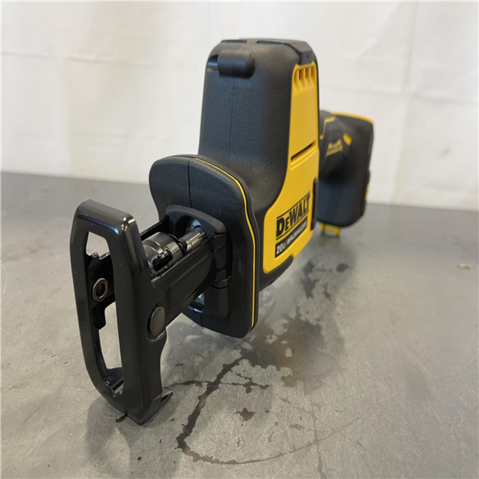 AS-IS - Dewalt ATOMIC 20V MAX Cordless One-Handed Reciprocating Saw