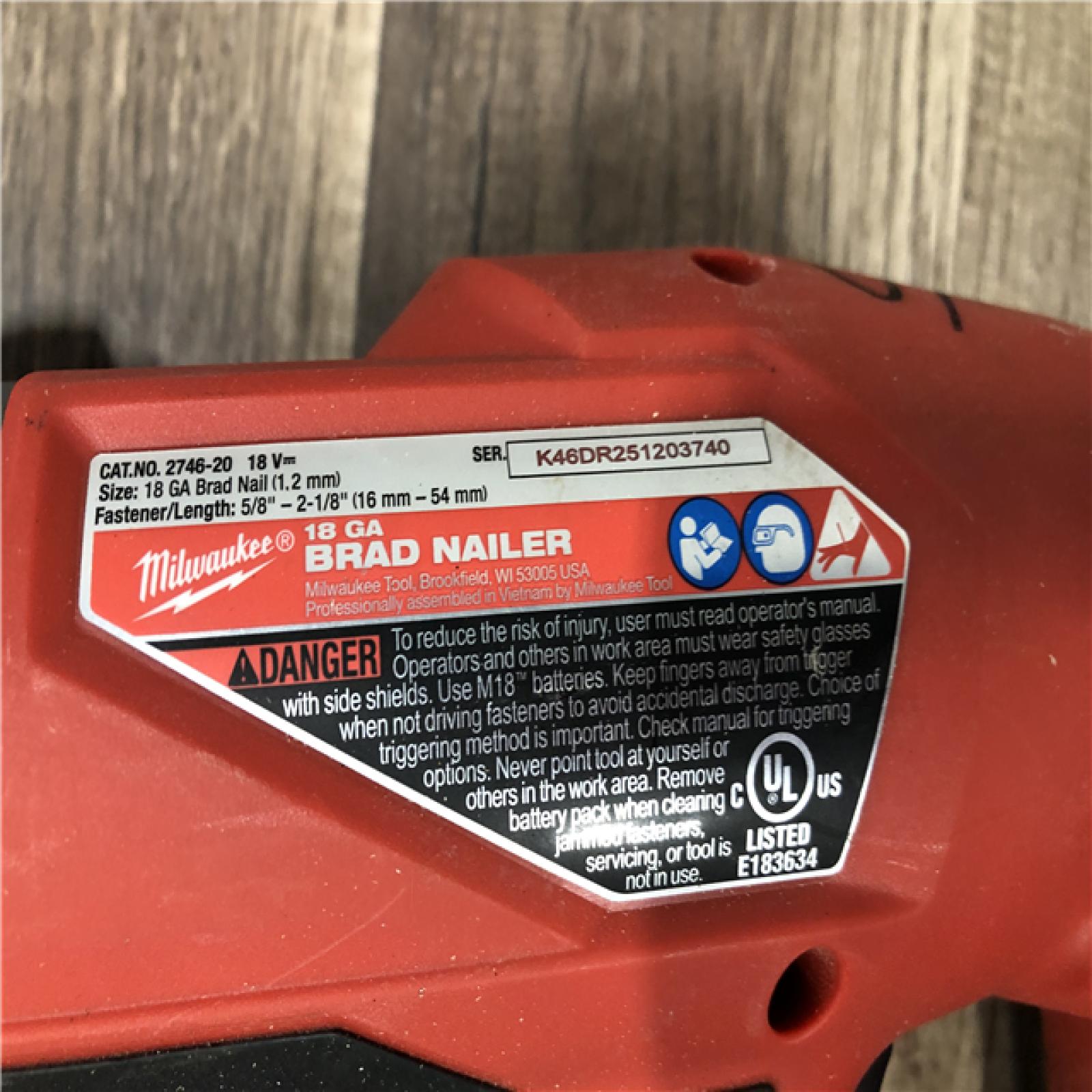 AS-IS Milwaukee FUEL 18-Volt Lithium-Ion Brushless Cordless Gen II 18-Gauge Brad Nailer (Tool-Only)