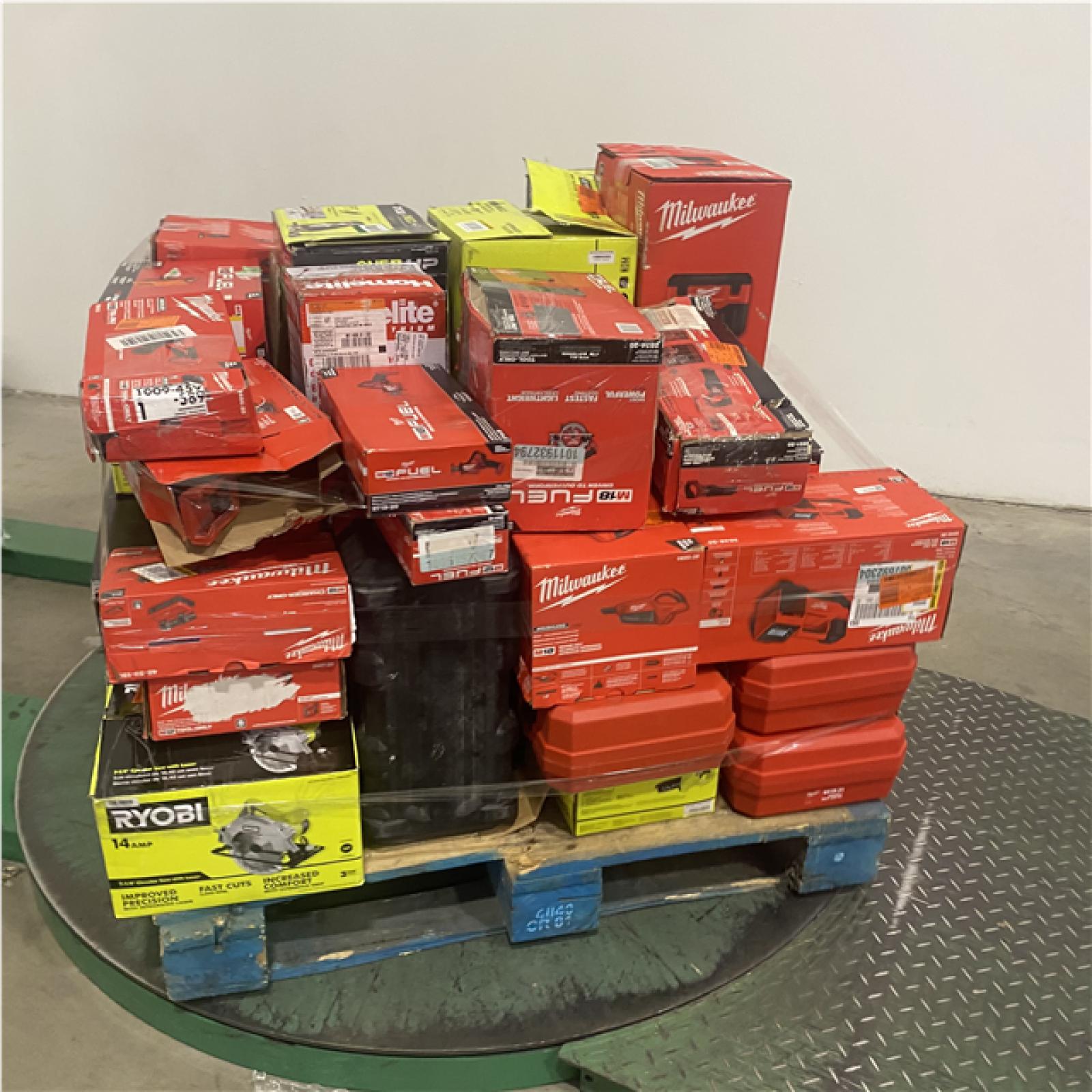 Dallas Location - As-Is Tool Pallet