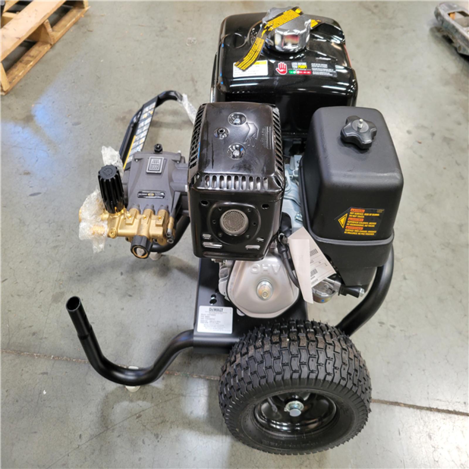 CALIFORNIA NEW DEWALT 4000 PSI 3.5 GPM GAS PRESSURE WASHER WITH HONDA GX270 ENGINE (NO HARDWARE)