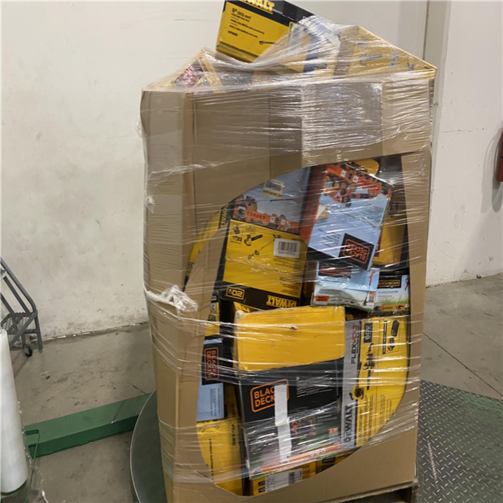 Dallas Location - As-Is DEWALT Tool Pallet