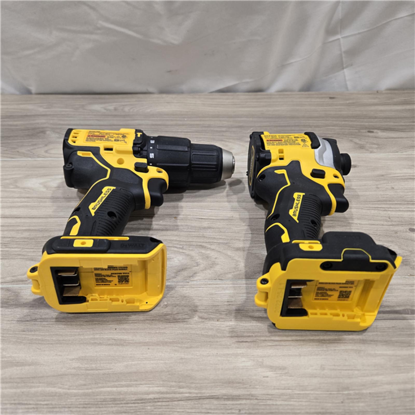 AS-IS DEWALT 20V MAX Cordless 2 Tool Combo Kit