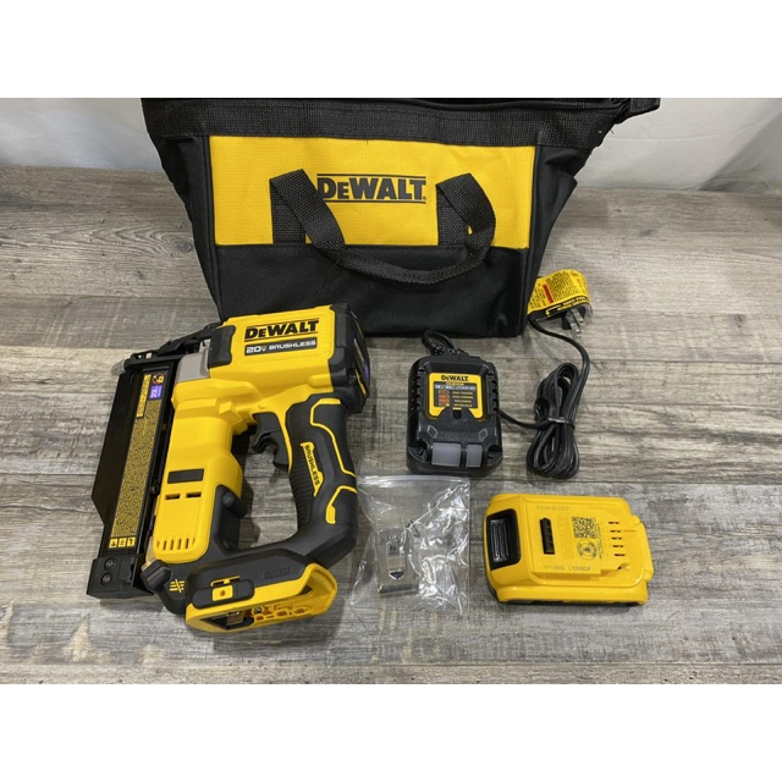 AS-IS DEWALT ATOMIC 20V MAX Lithium Ion Cordless 23 Gauge Pin Nailer Kit