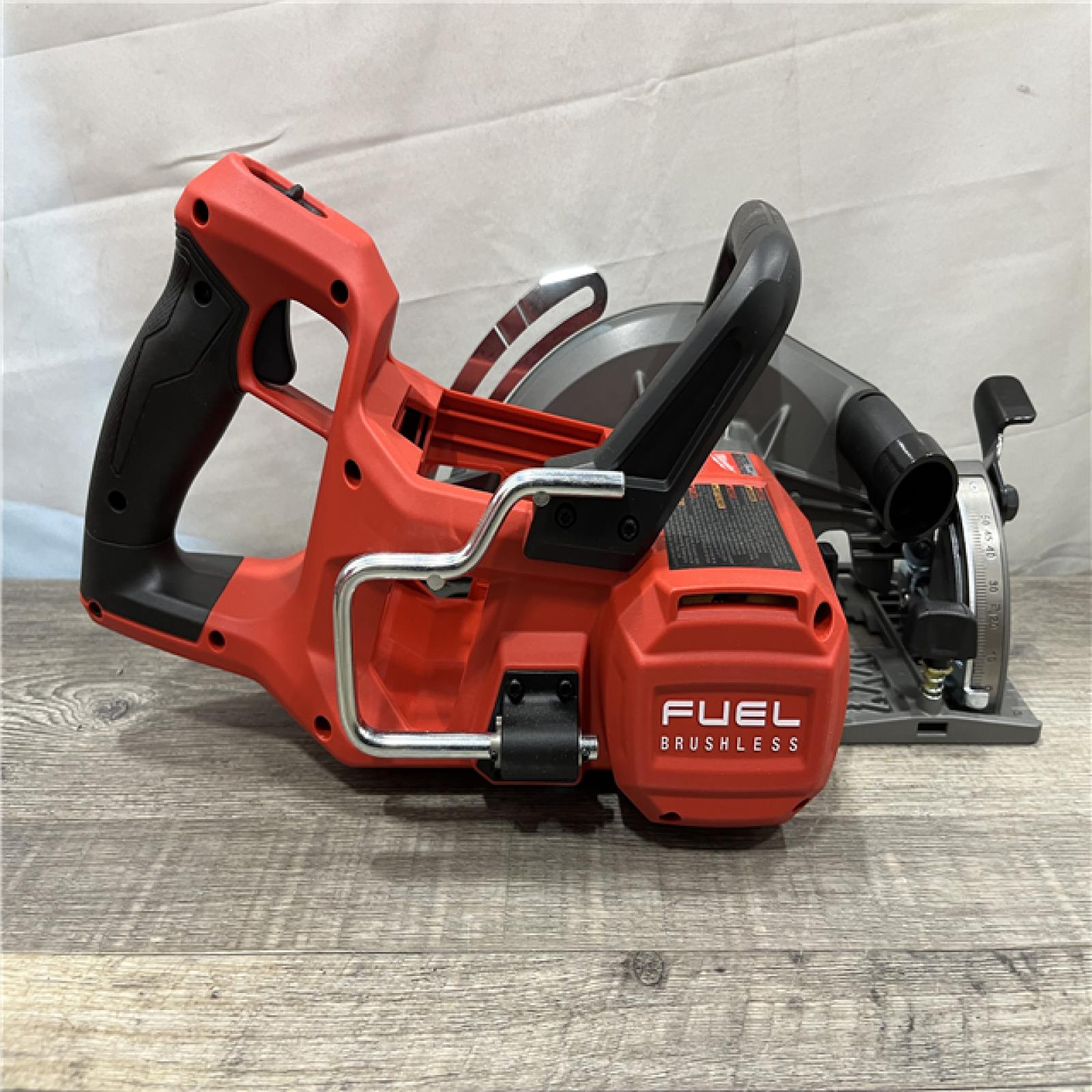 AS-IS Milwaukee FUEL 18V Lithium-Ion Cordless 7-1/4 in. Rear Handle Circular Saw (Tool-Only)